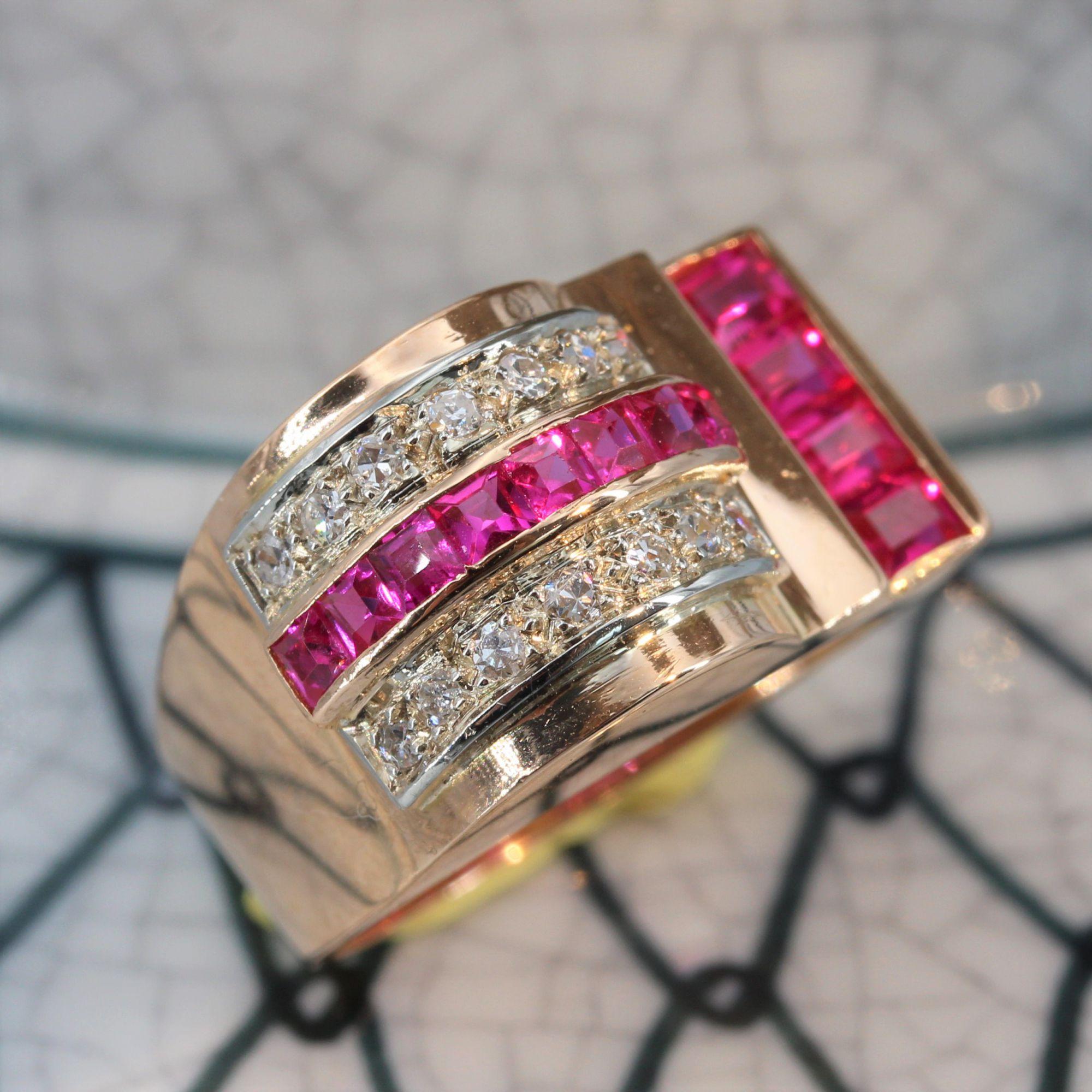 French 1950s Ruby Diamonds 18 Karat Rose Gold Asymmetrical Tank Ring For Sale 7