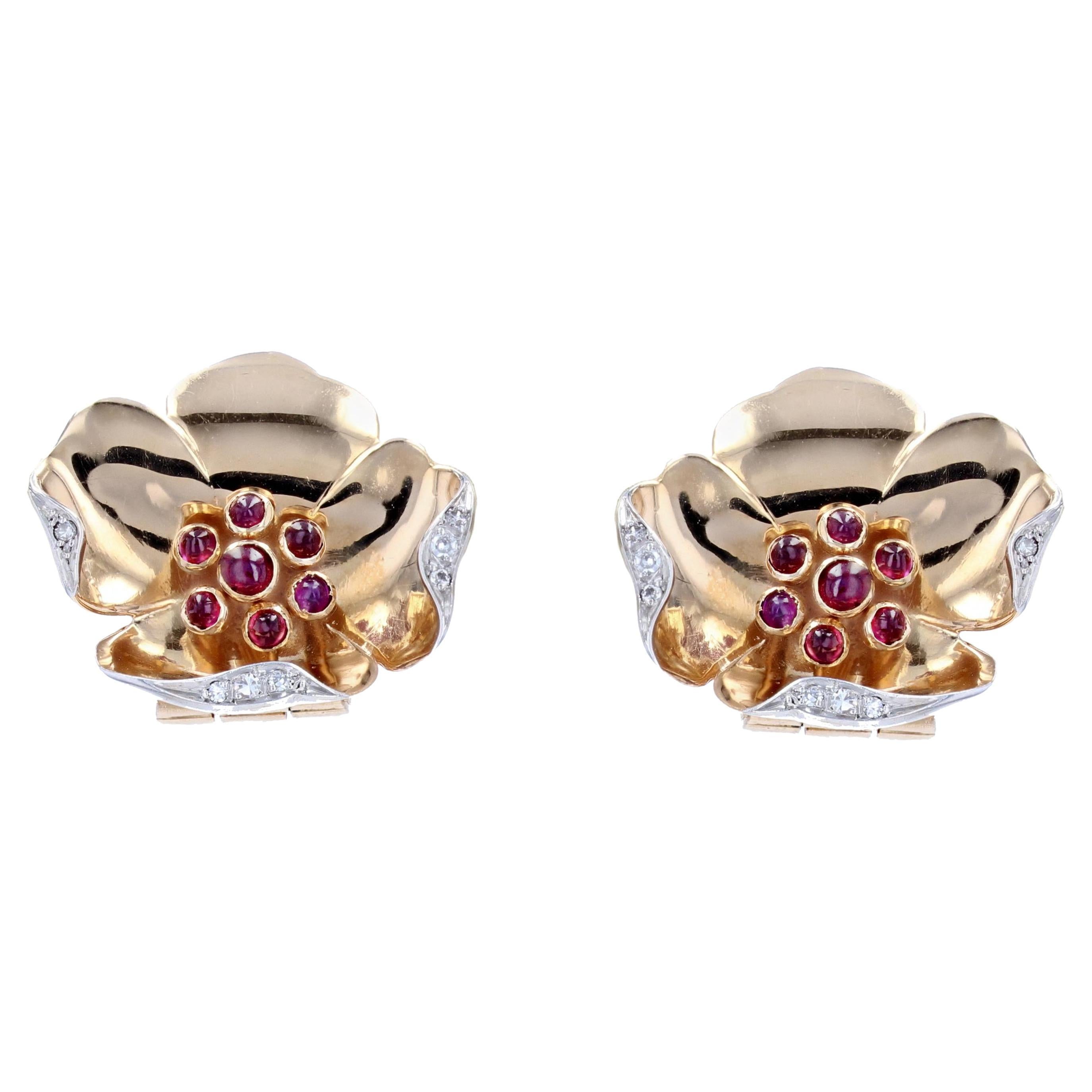 French 1950s Ruby Diamonds 18 Karat Yellow Gold Flower Clip Earrings For Sale