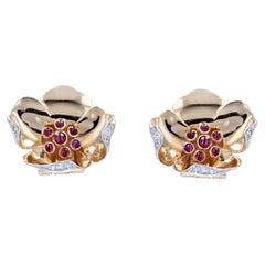 Vintage French 1950s Ruby Diamonds 18 Karat Yellow Gold Flower Clip Earrings