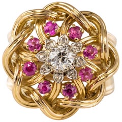 Vintage French 1950s Ruby Diamonds Intertwined 18 Karat Gold Threads Ring