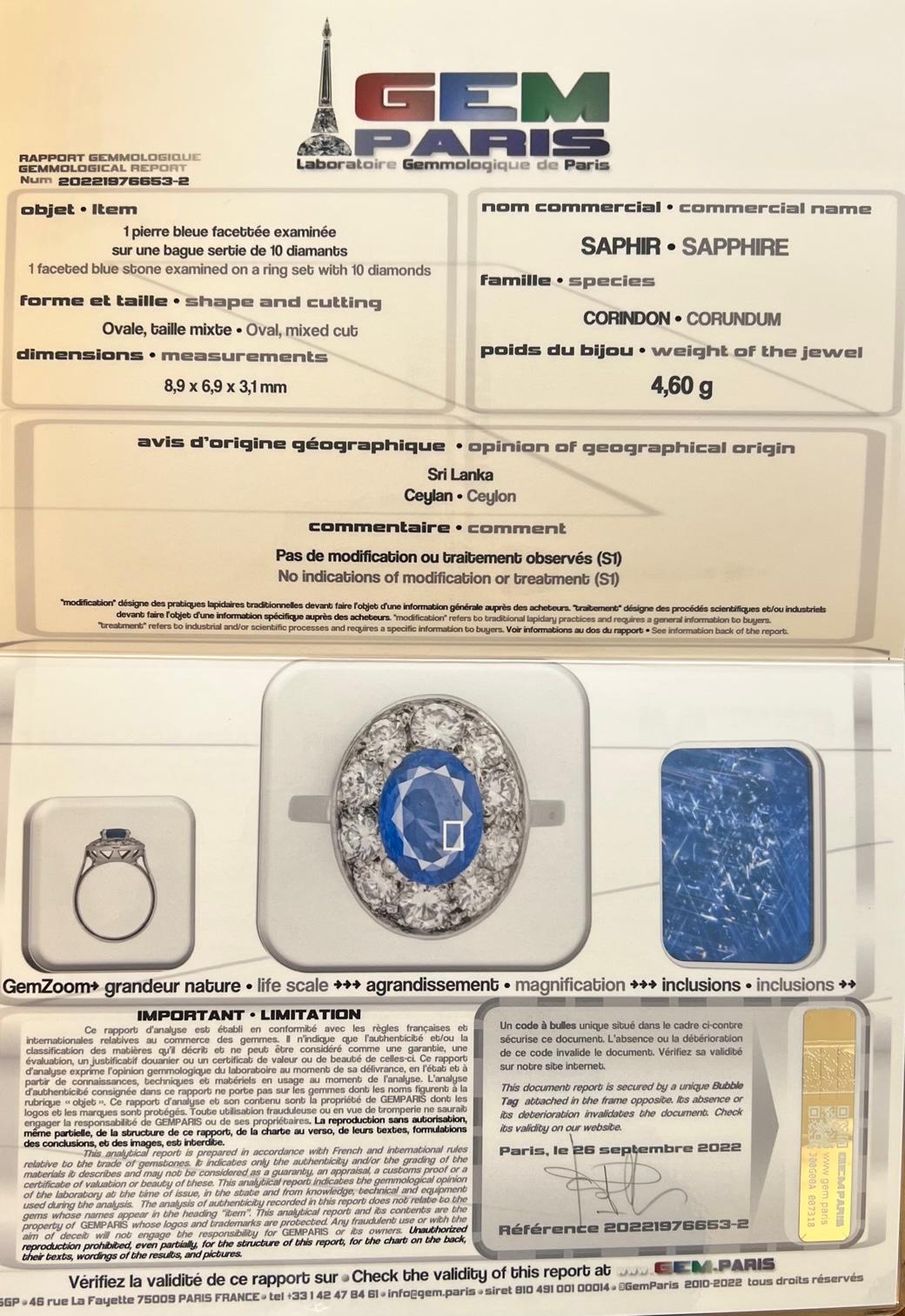 Bague ovale franaise des annes 1950 en or blanc 18 carats avec saphirs et diamants en vente 9