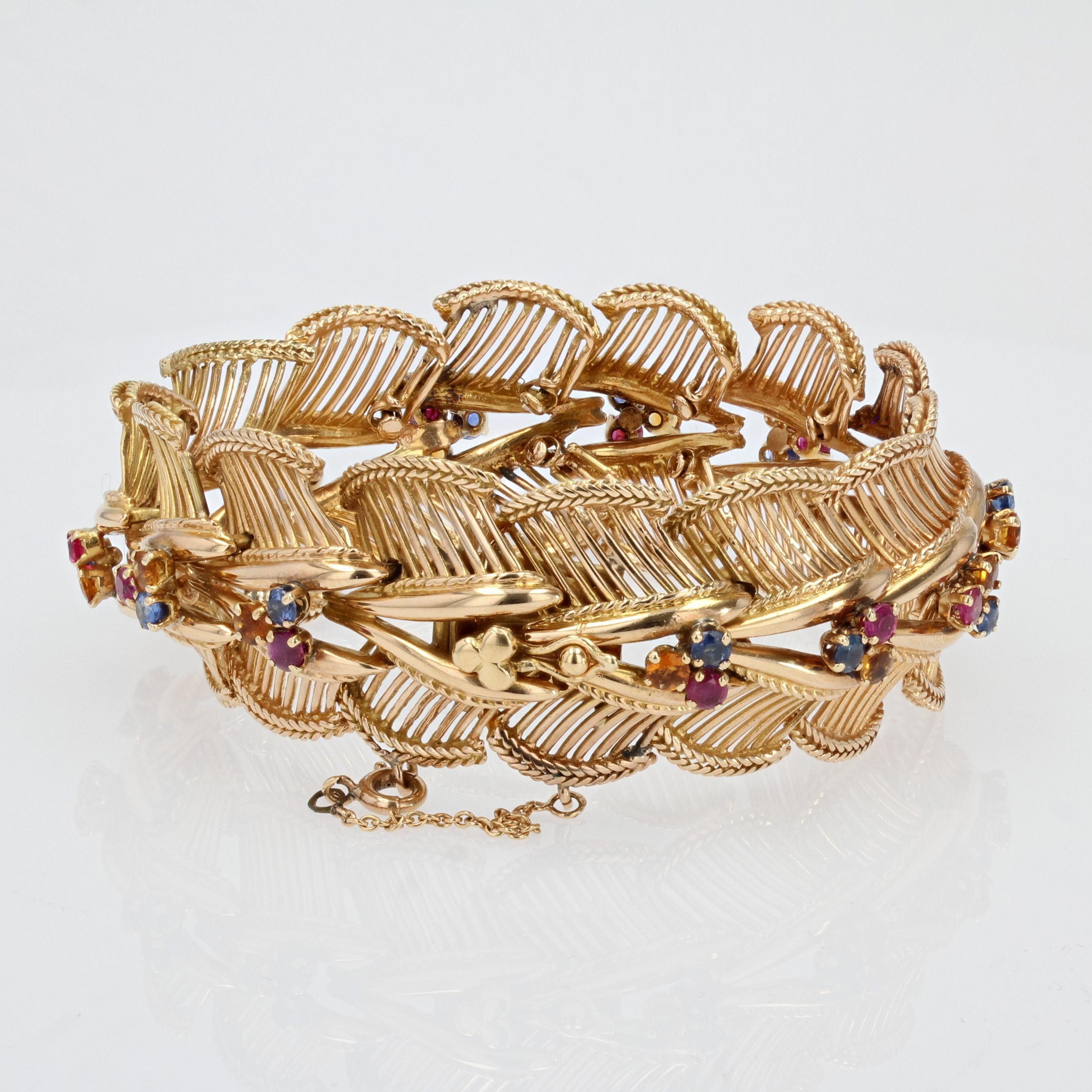 French, 1950s Sapphires Rubies Citrines 18 Karat Rose Gold Bracelet For Sale 3