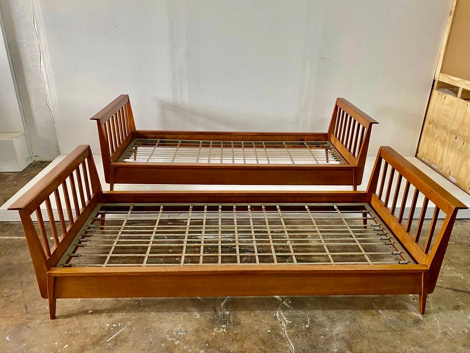 French 1950's Twin Size Daybed by René Gabriel - Two Available For Sale 7