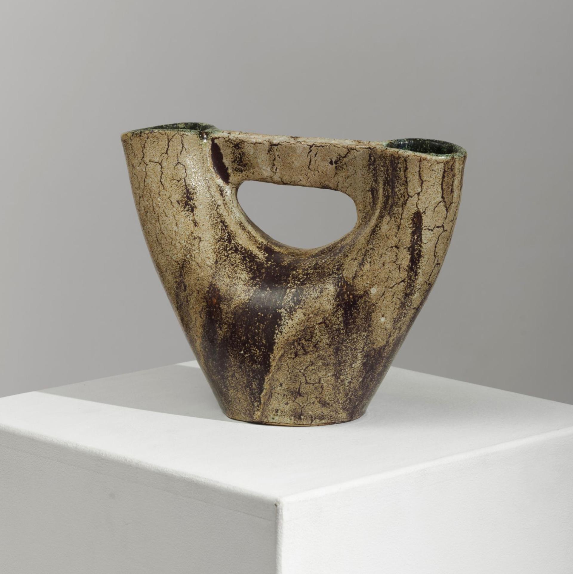 Joli et rare vase vintage français des années 1950 par Accolay Pottery. 