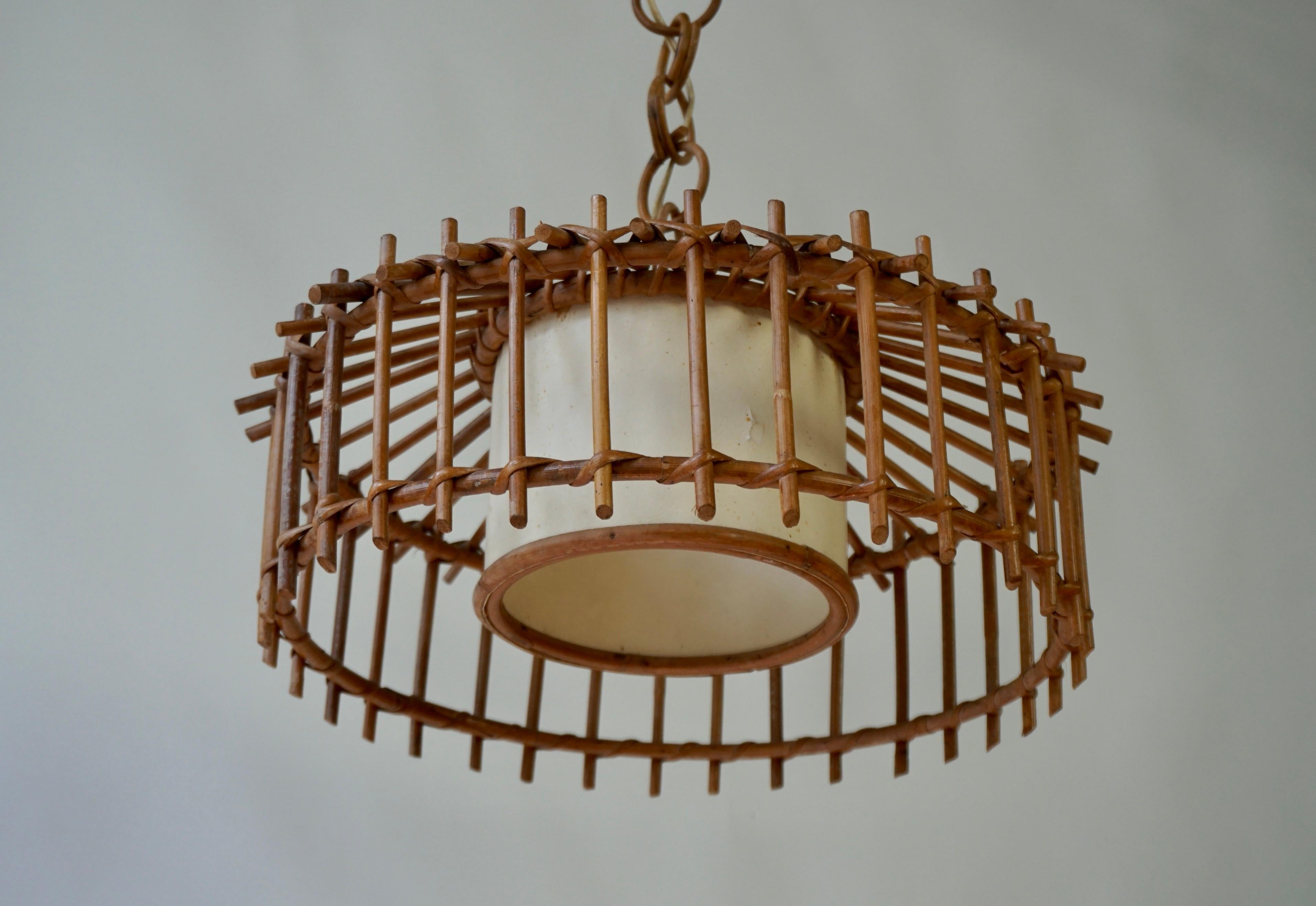 French 1950s Vintage Bamboo & Rattan Pendant Lamp For Sale 1
