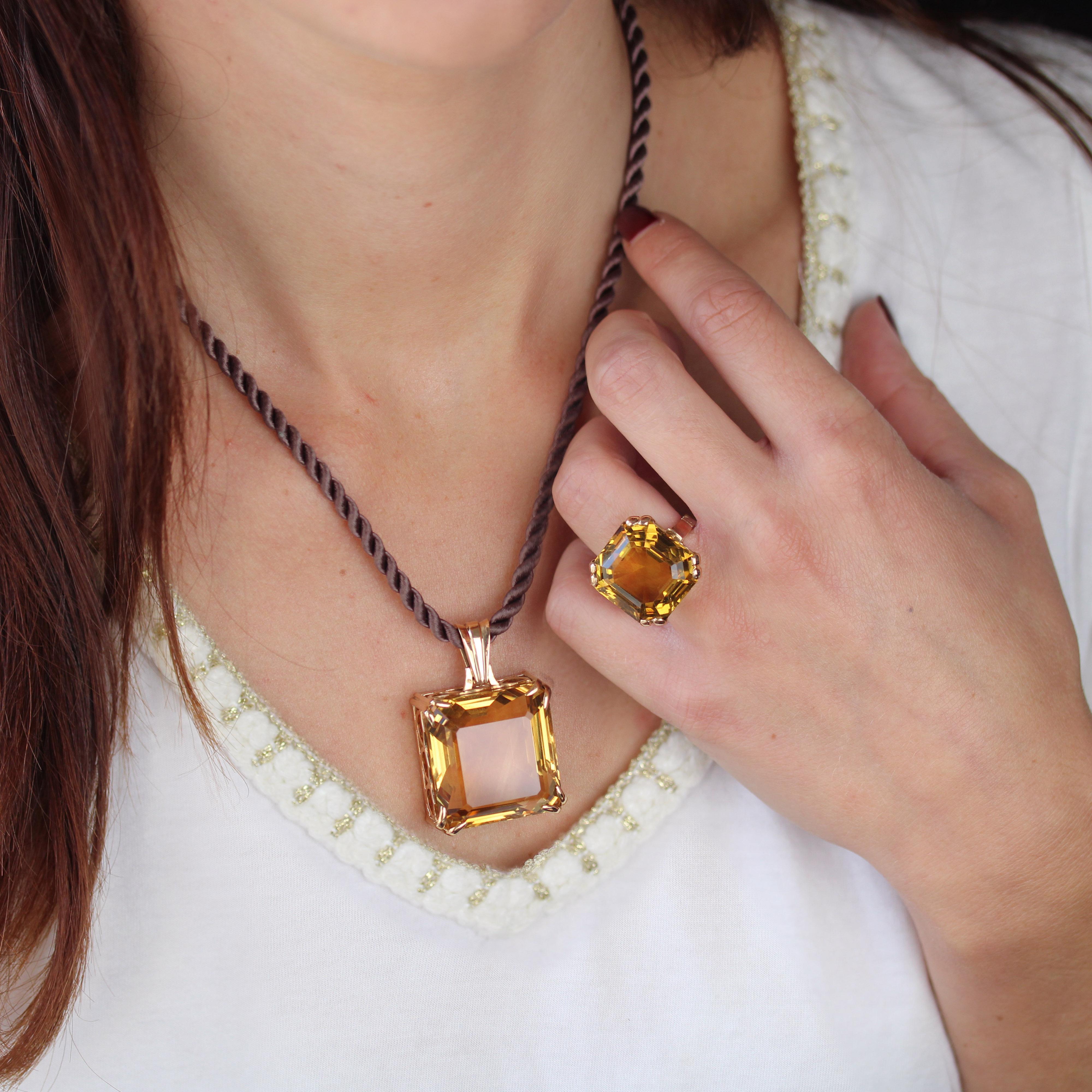 Ciondolo retrò francese del 1960 in oro rosa 18 carati con citrino da 93 carati in vendita 4