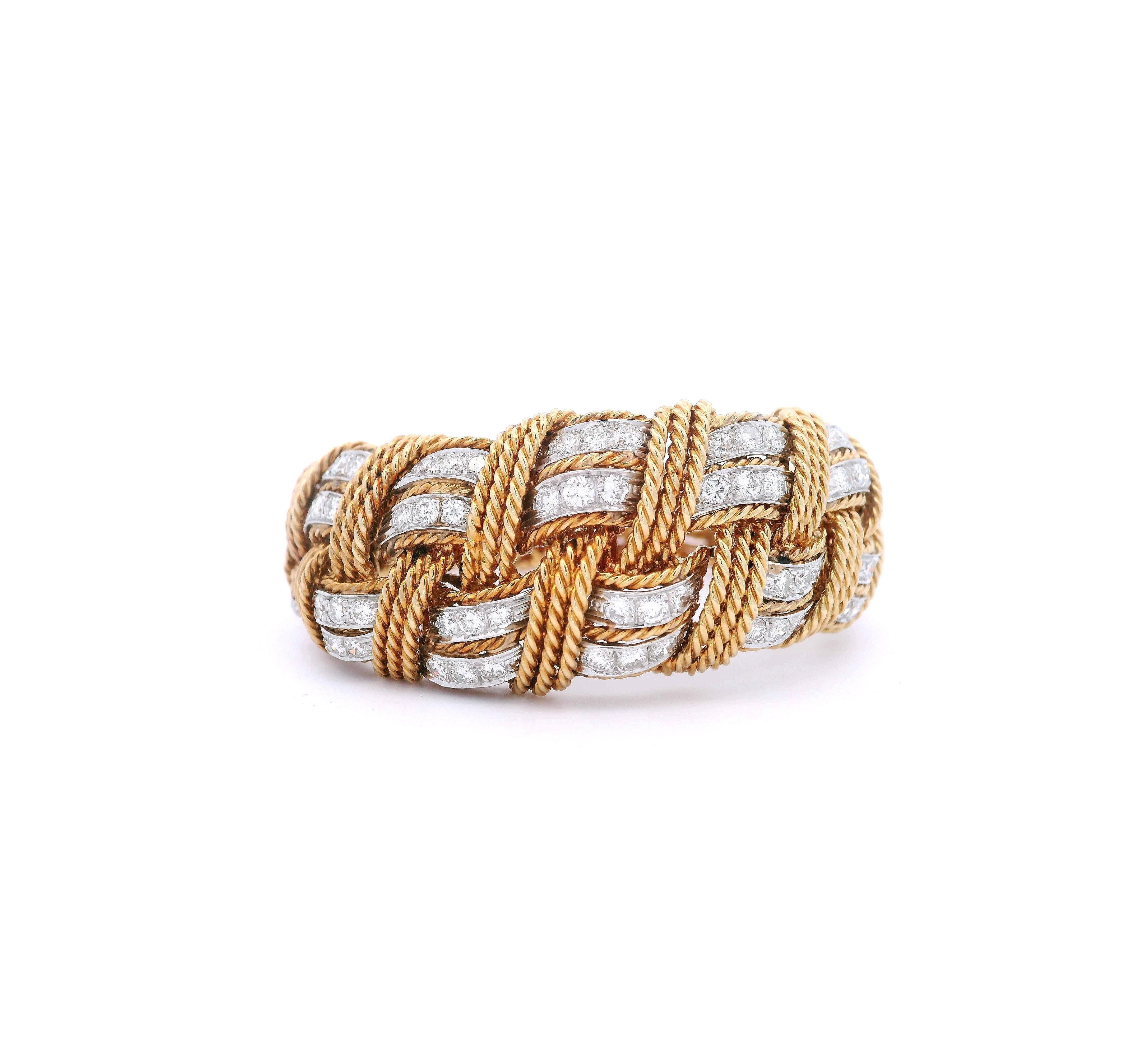 Taille ronde FRENCH 1960 Mid-Century Bracelet en or jaune 18kt avec 5.04 Cts en diamants en vente
