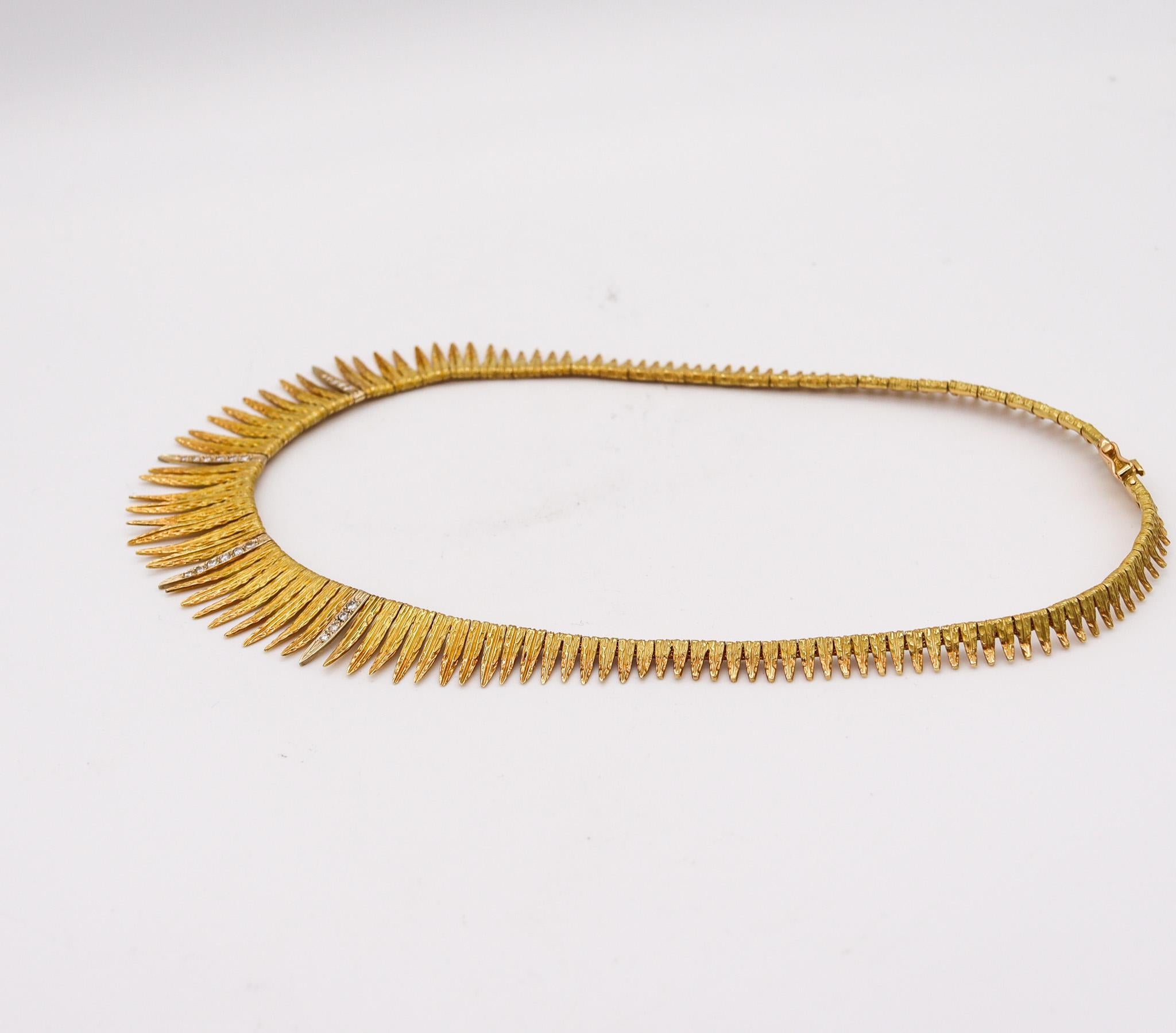 Old European Cut French 1960 Midcentury Fringe Feathers Necklace in 18kt Gold with Diamonds