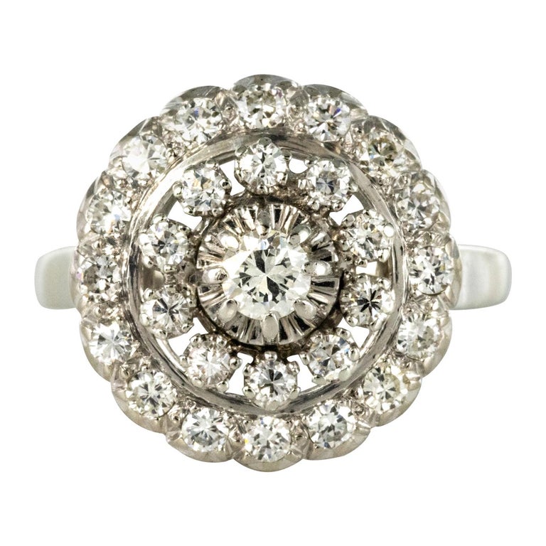 French 1960s 0.85 Carat Diamonds 18 Karat White Gold Round Ring For ...