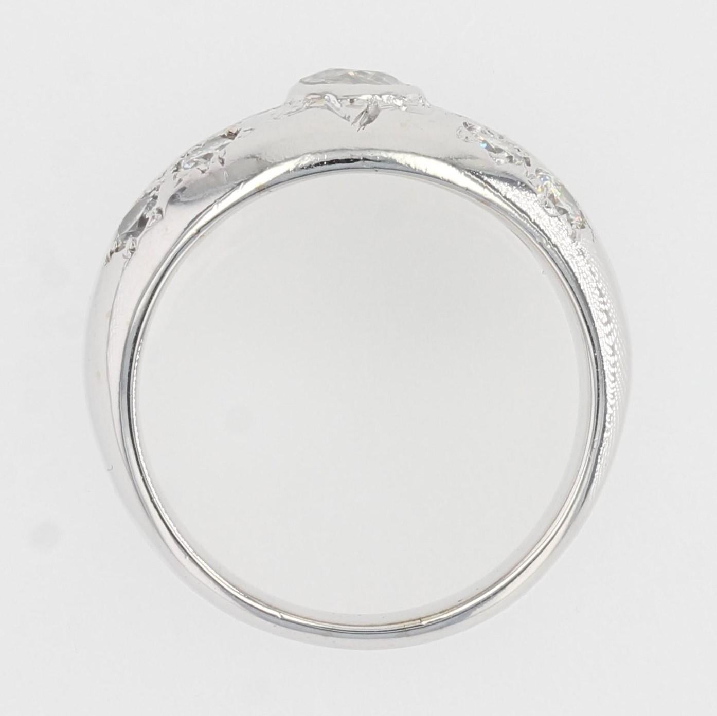 French, 1960s 1 Carat Diamonds 18 Karat White Gold Bangle Ring For Sale 5