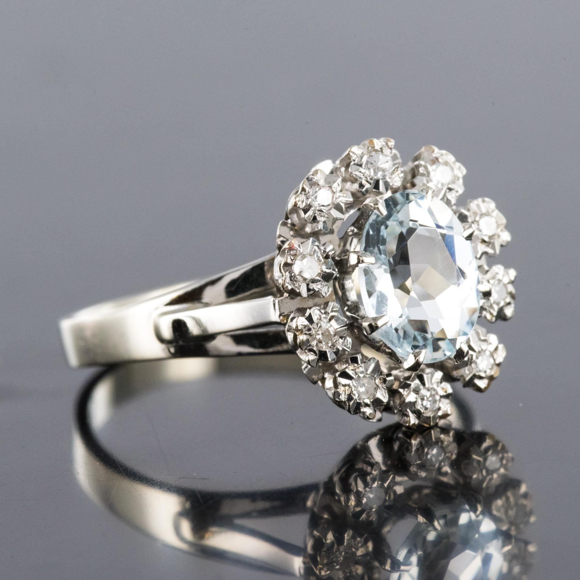 French 1960s 1.03 Carat Aquamarine Diamond 18 Karat White Gold Ring In Good Condition In Poitiers, FR