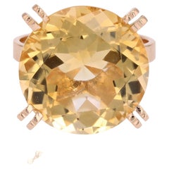 Vintage French 1960s 12.90 Carat Citrine 18 Karat Rose Gold Ring