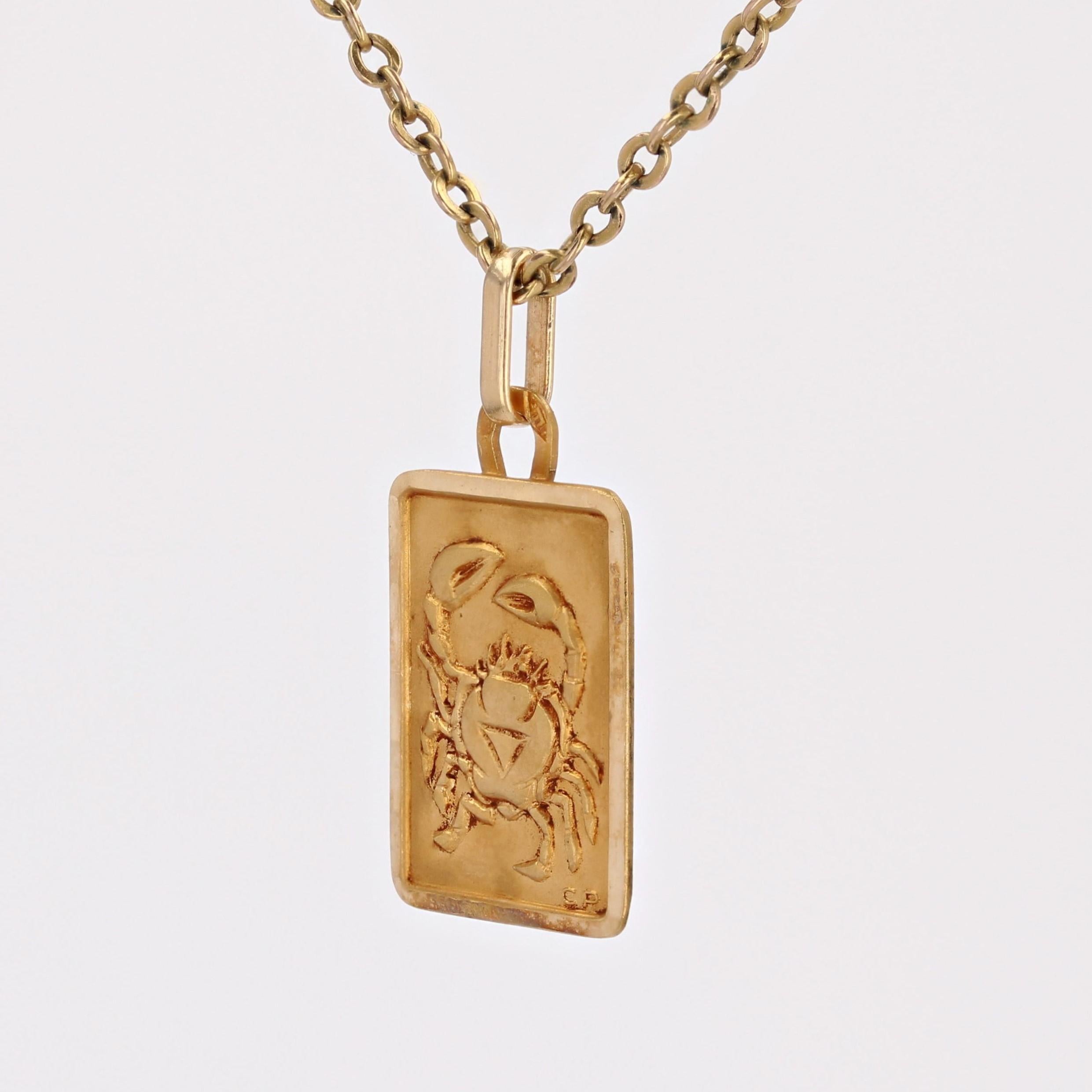 French 1960s 18 Karat Rose Gold Cancer Pendant In Good Condition For Sale In Poitiers, FR