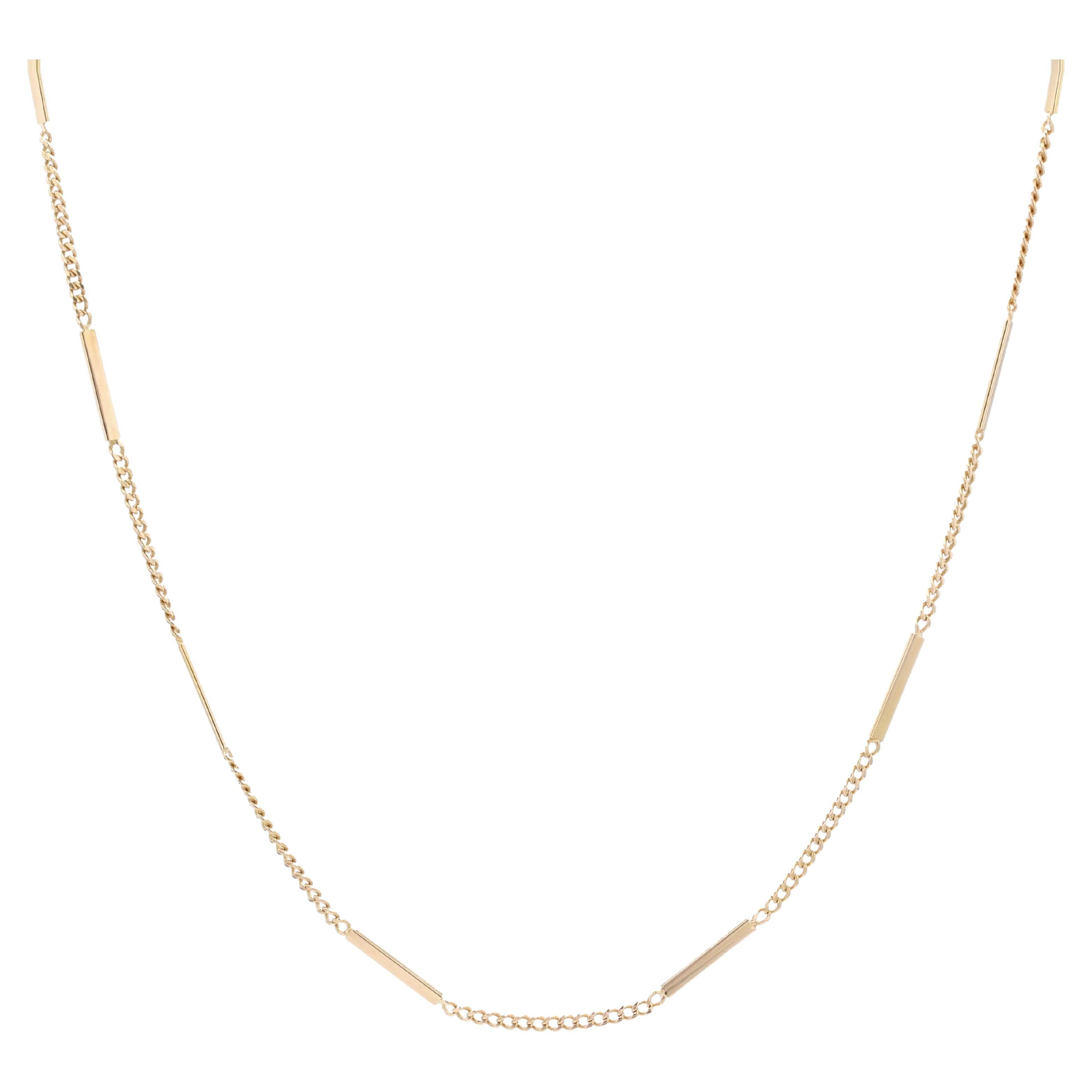 French, 1960s, 18 Karat Rose Gold Curb Mesh and Sticks Chain
