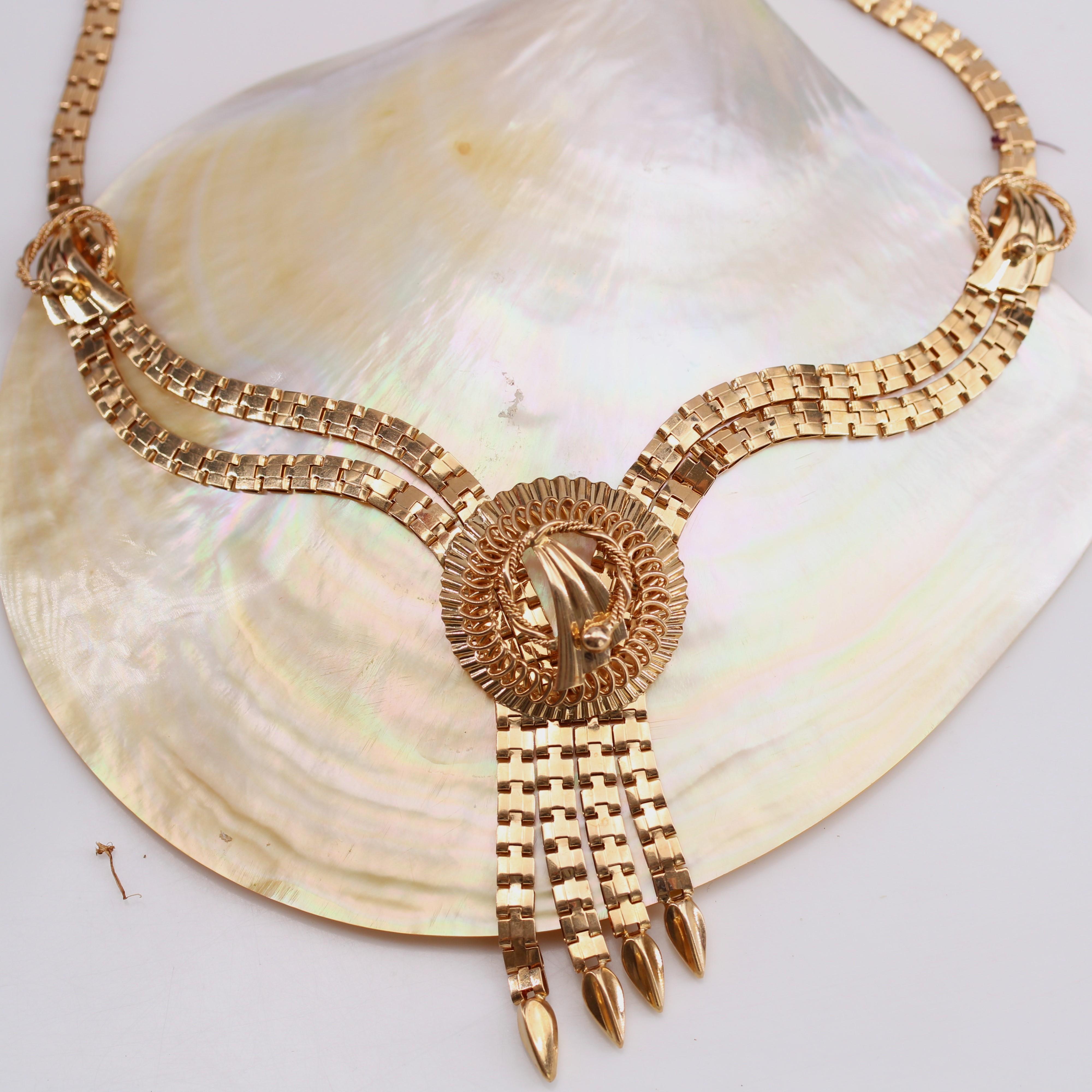Women's French 1960s 18 Karat Rose Gold Folded Mesh Retro Necklace