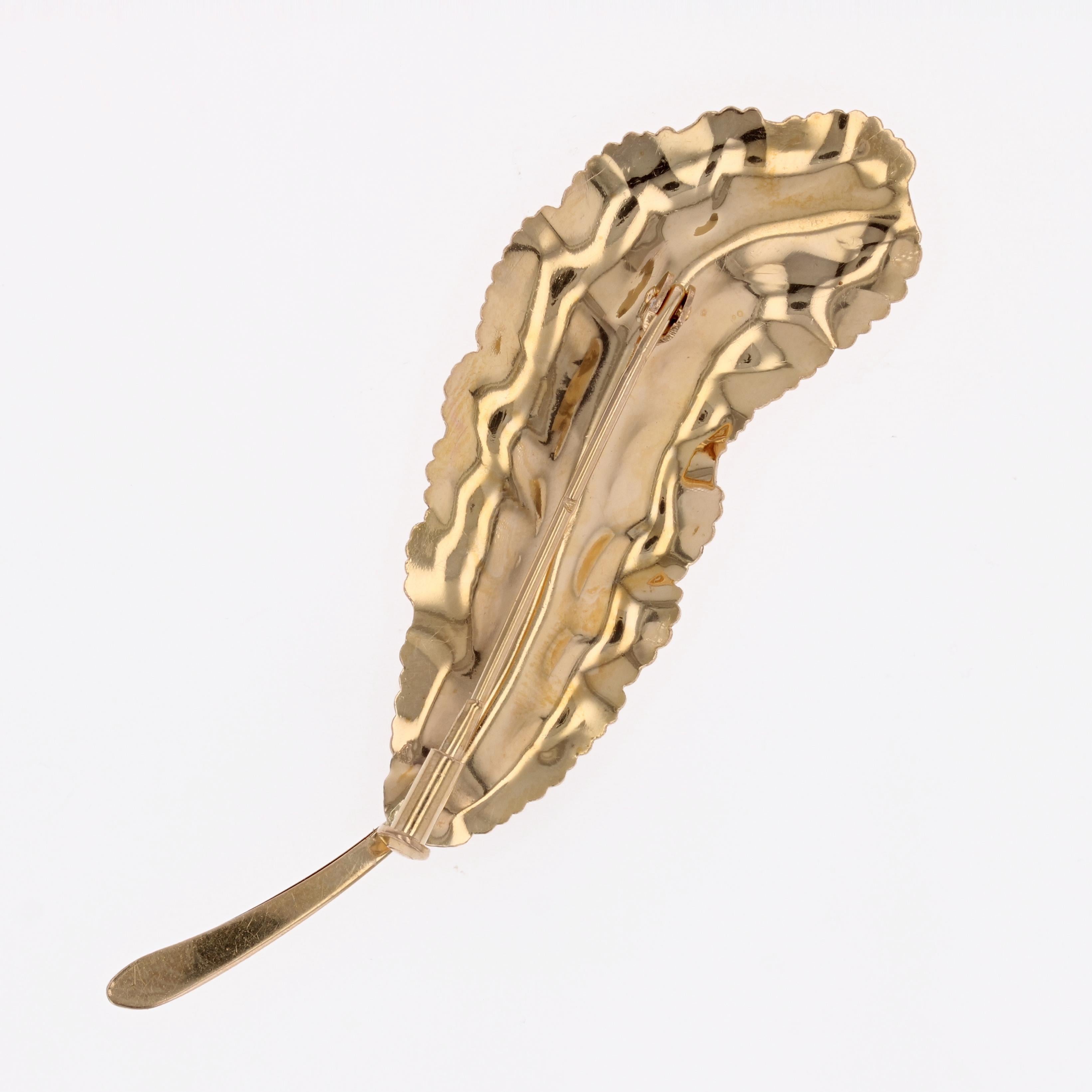 French 1960s 18 Karat Rose Gold Leaf Retro Brooch For Sale 3