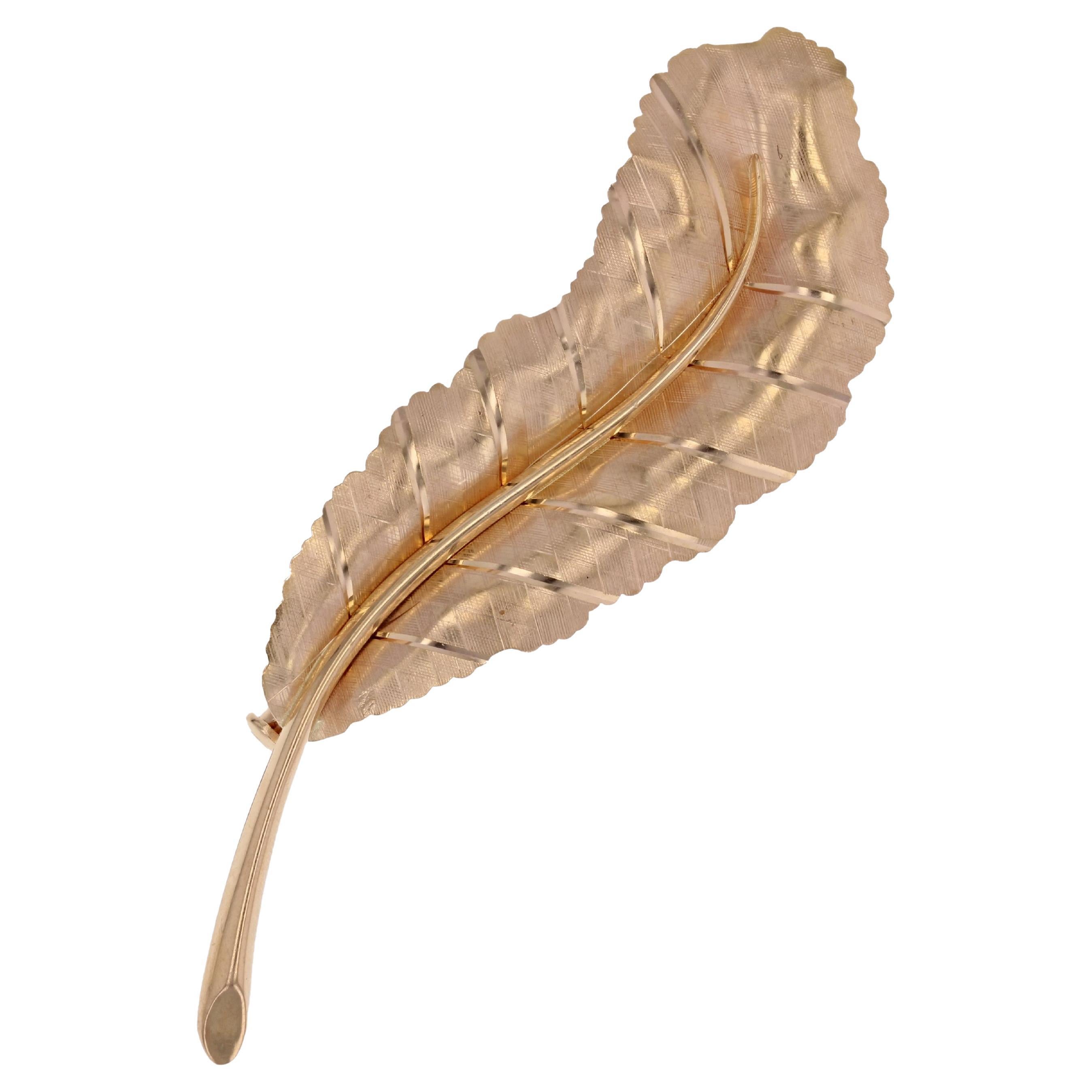 French 1960s 18 Karat Rose Gold Leaf Retro Brooch