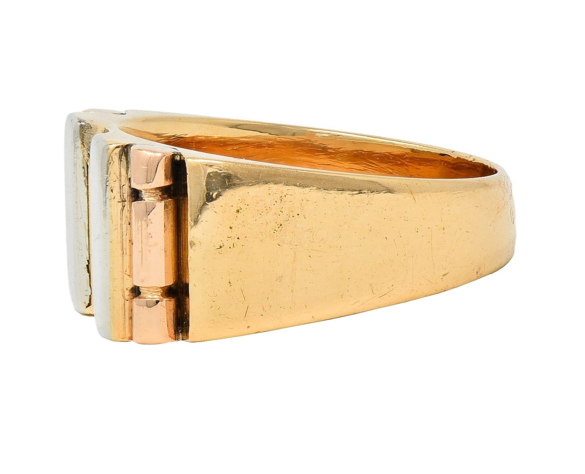 Anello industriale francese degli anni '60 in oro tricolore a 18 carati in vendita 3