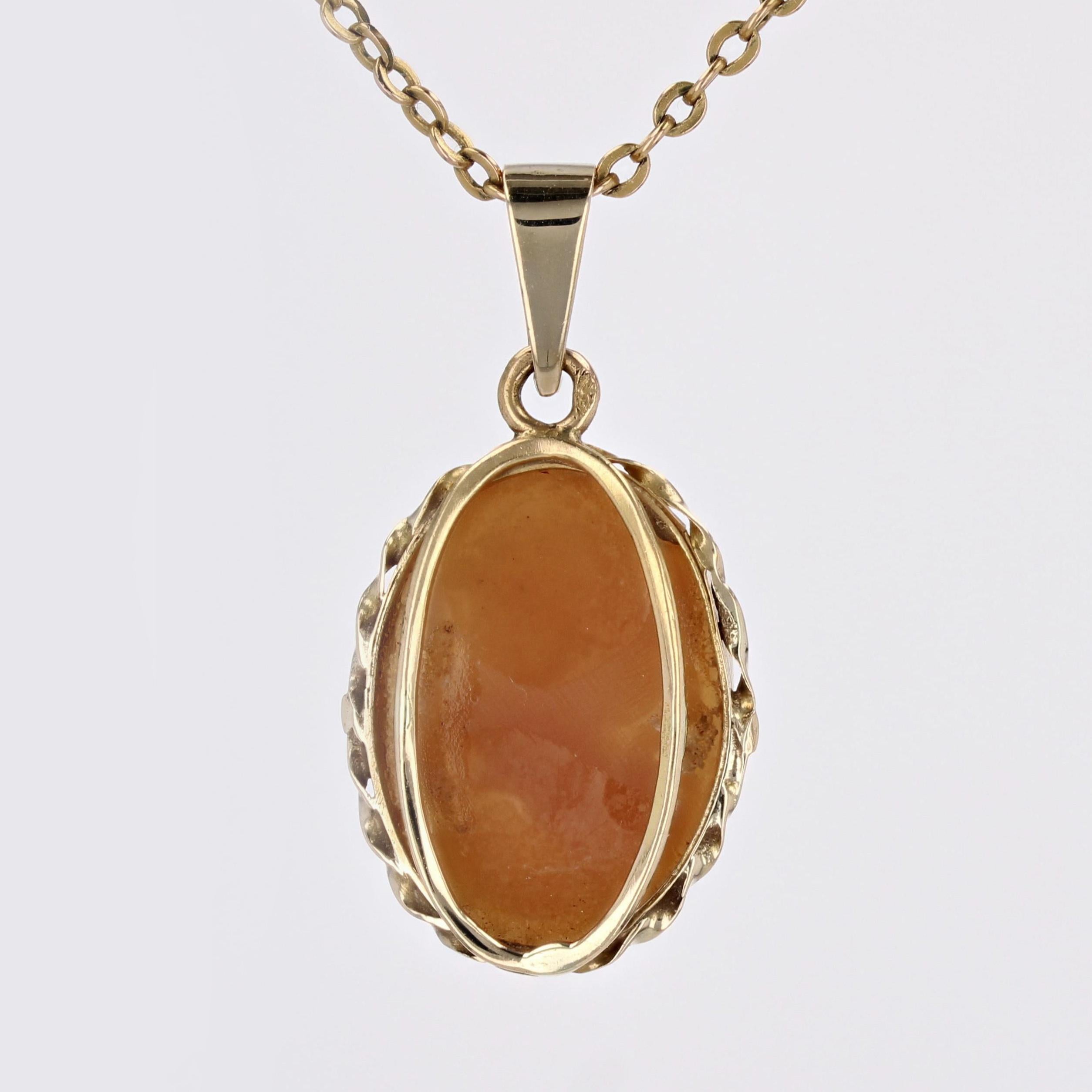 French 1960s 18 Karat Yellow Gold Cameo Pendant 3