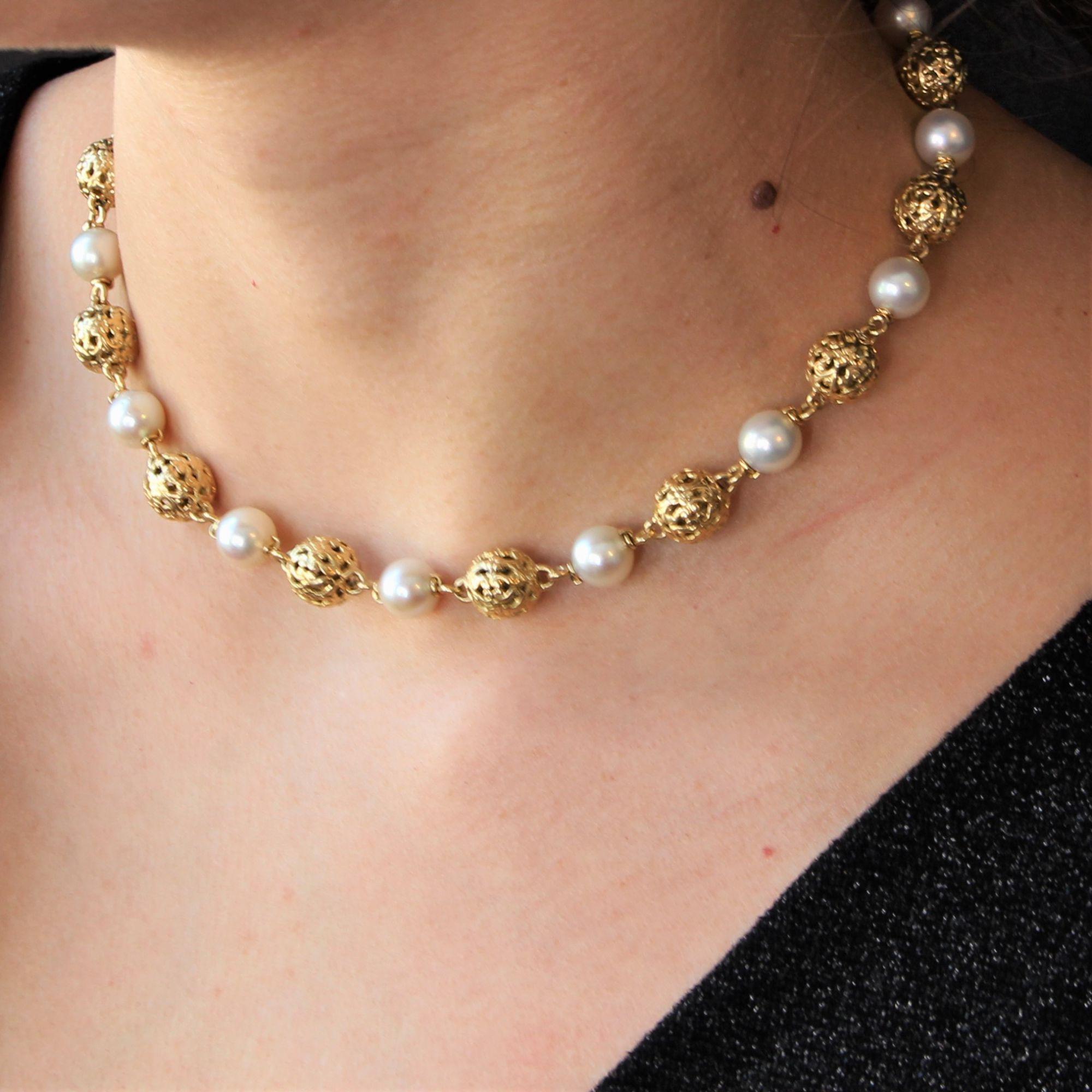 French 1960s 18 Karat Yellow Gold Cultured Pearls Convertible Necklace For Sale 5