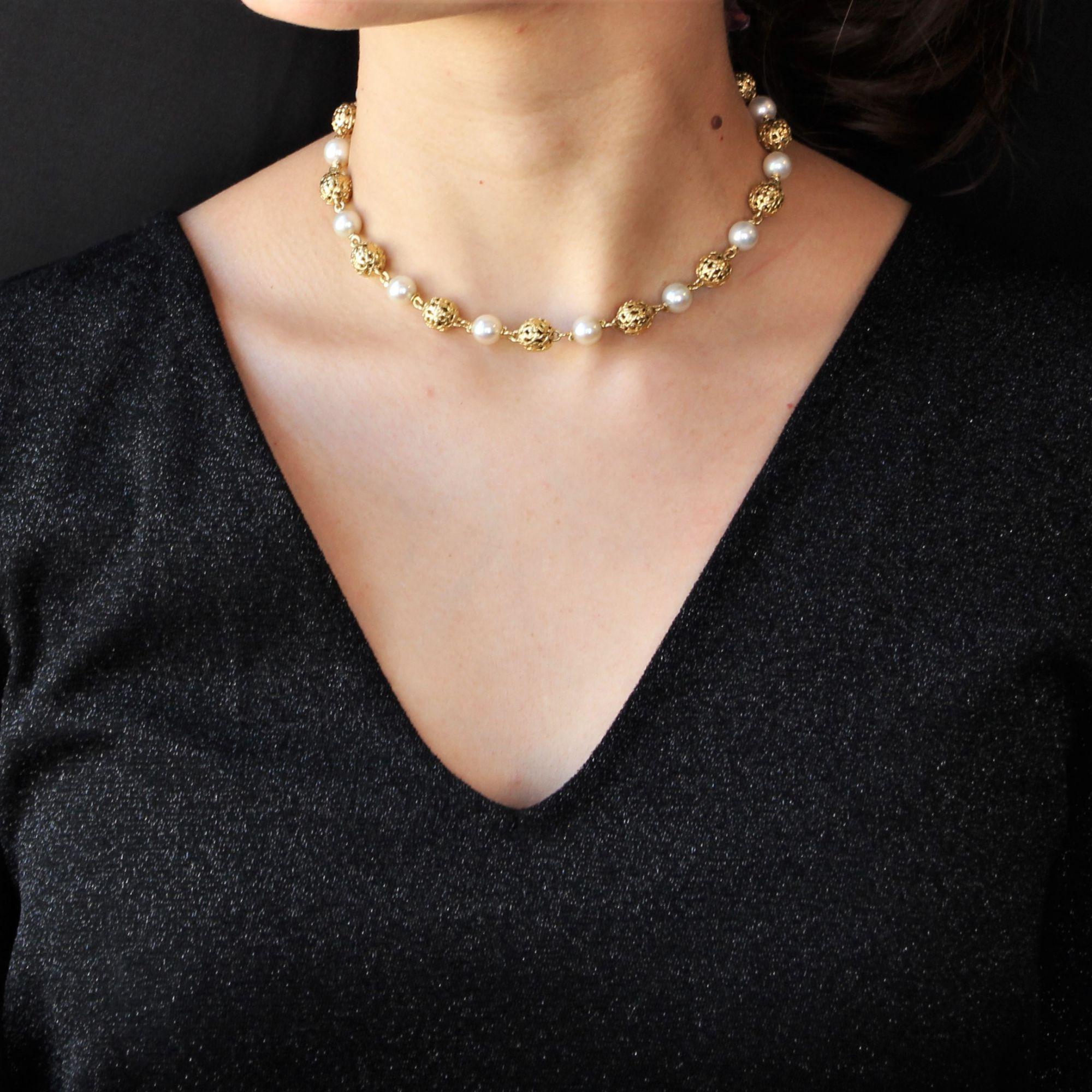 French 1960s 18 Karat Yellow Gold Cultured Pearls Convertible Necklace In Good Condition For Sale In Poitiers, FR
