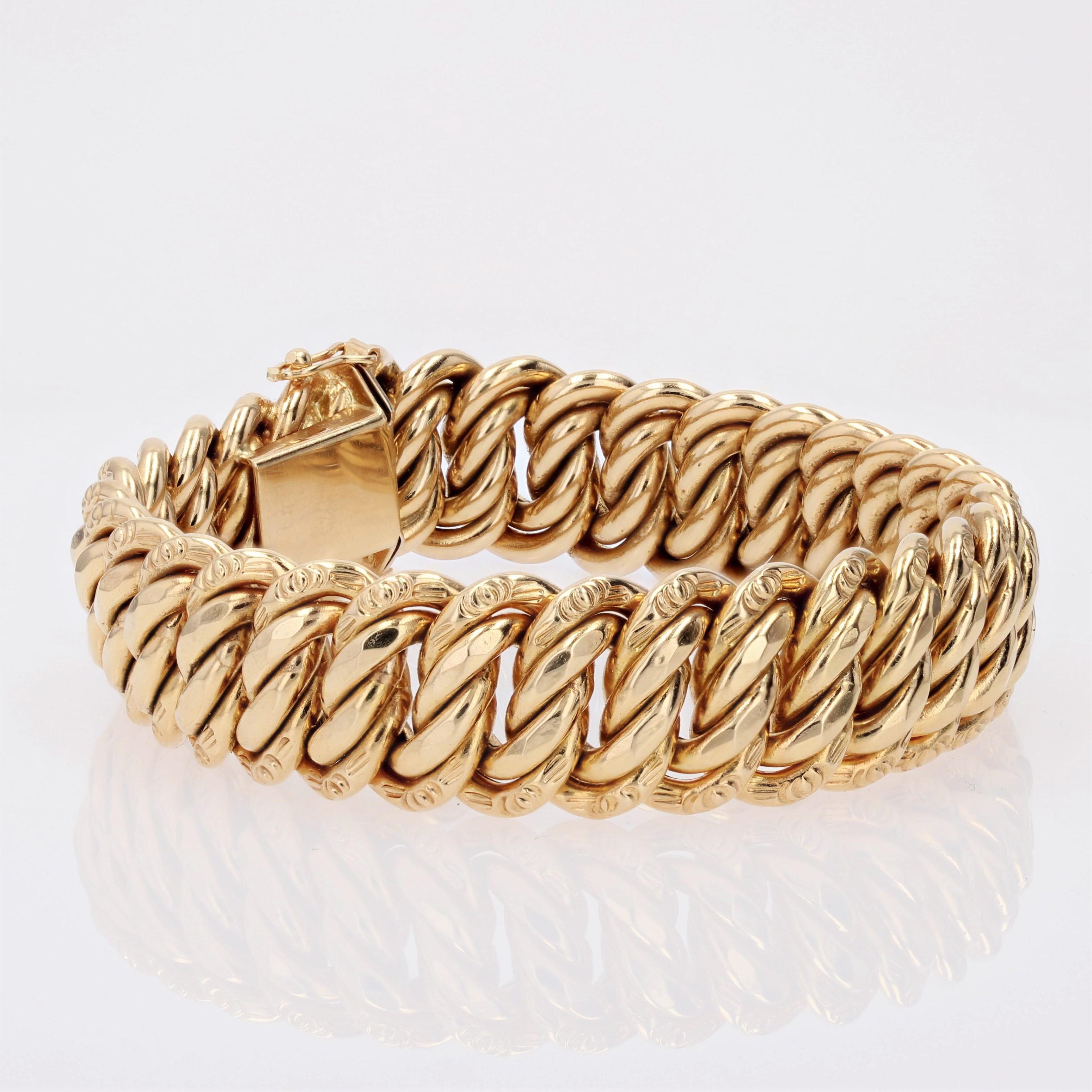 Retro French 1960s 18 Karat Yellow Gold Curb Bracelet