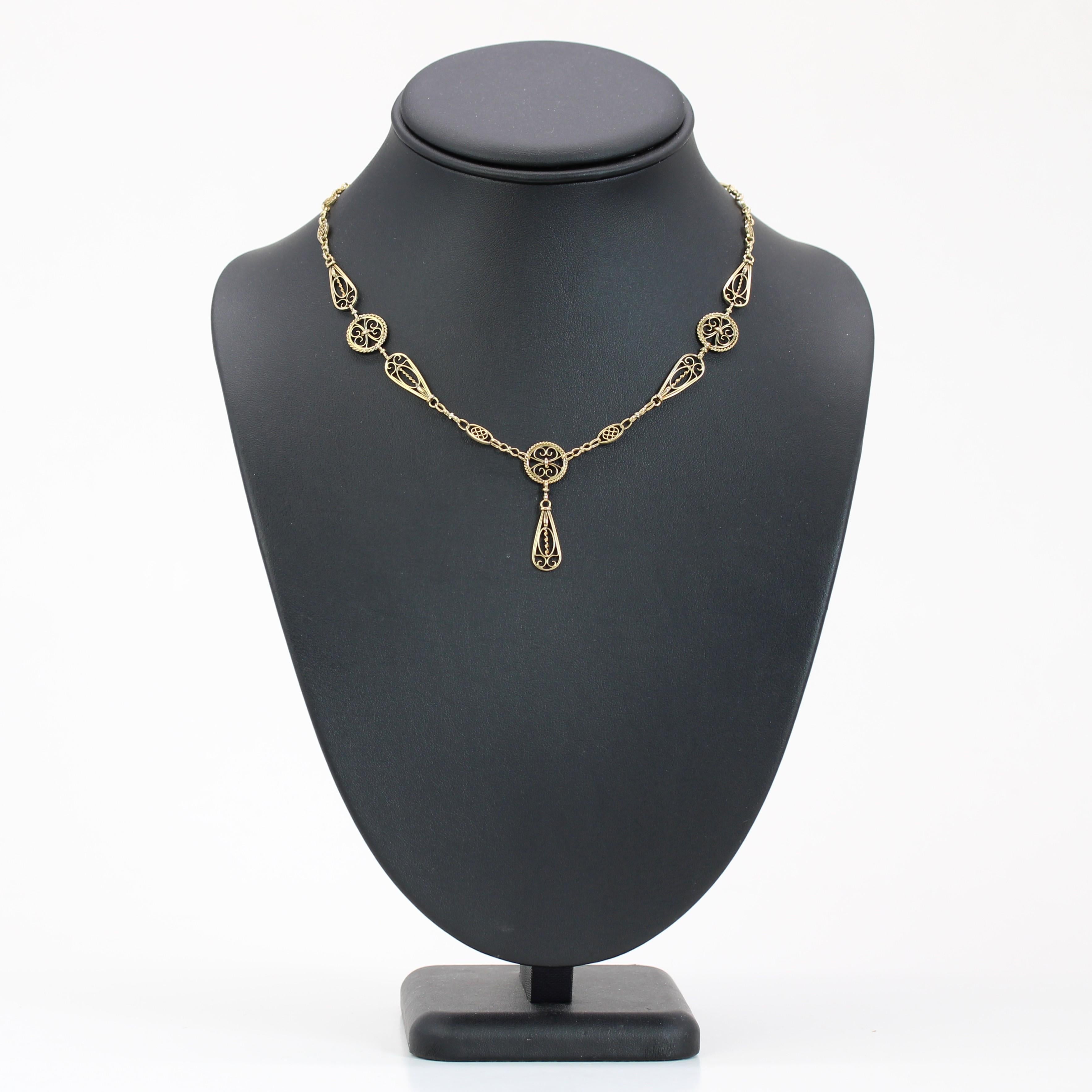 Collana francese degli anni '60 in oro giallo 18 carati con filigrana in vendita 3