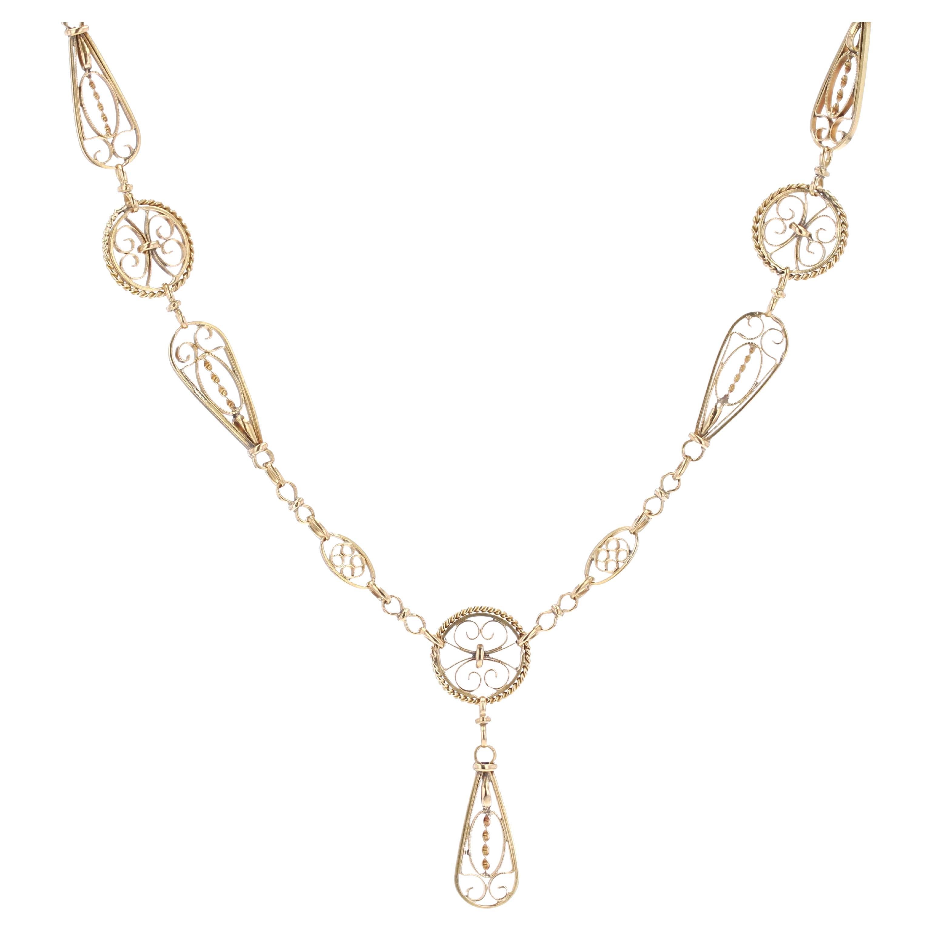 Collana francese degli anni '60 in oro giallo 18 carati con filigrana in vendita
