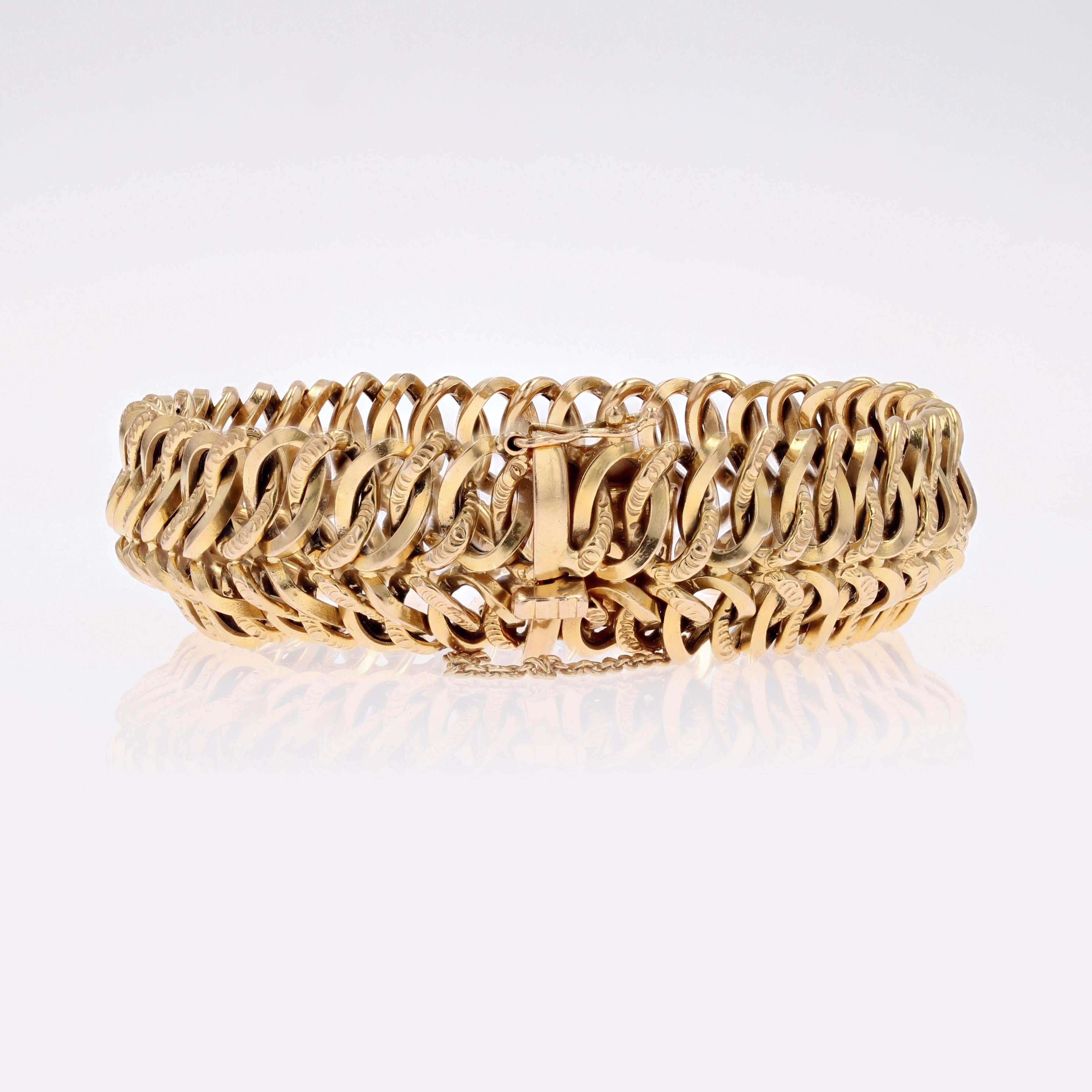 French 1960s 18 Karat Yellow Gold Flexible Retro Bracelet For Sale 4