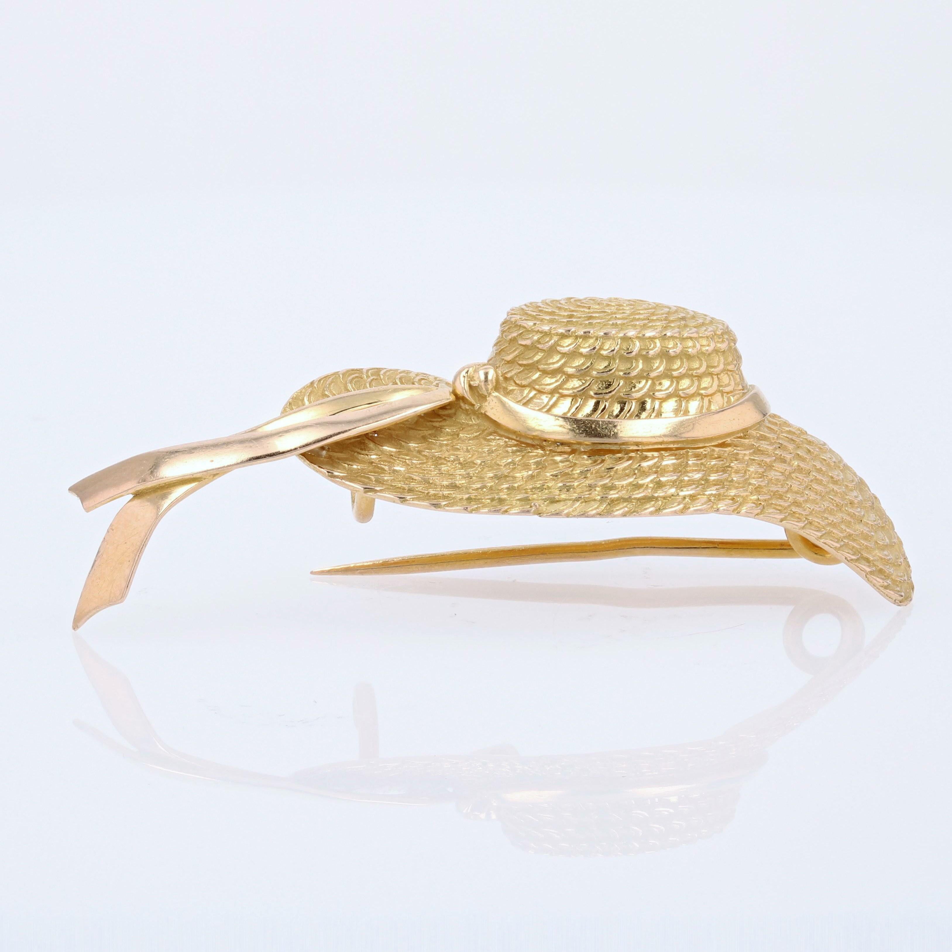 Broche française des années 1960 en or jaune 18 carats signée Hat Kirby Bon état - En vente à Poitiers, FR