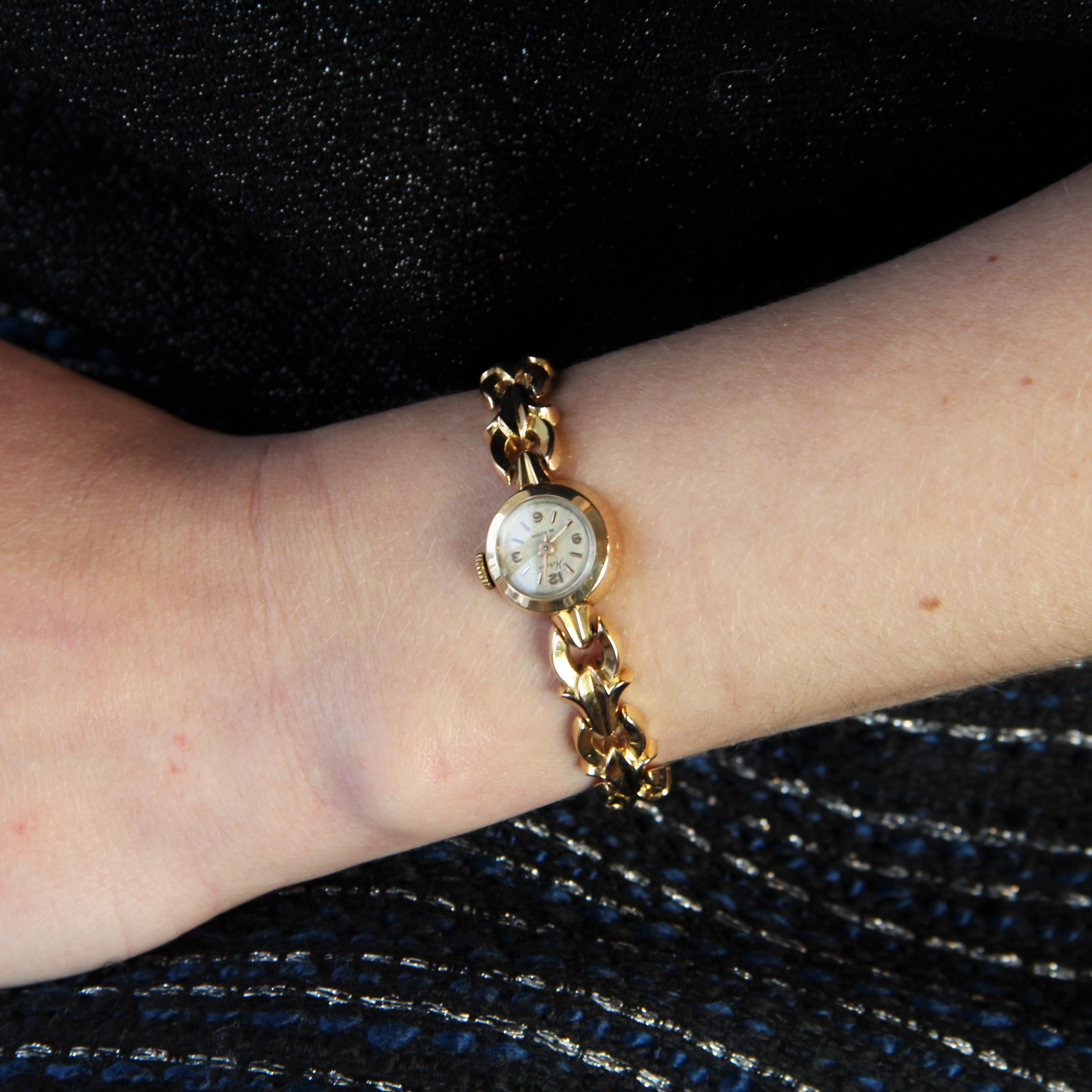 Montre-bracelet rétro française pour femme en or jaune 18 carats, années 1960 3