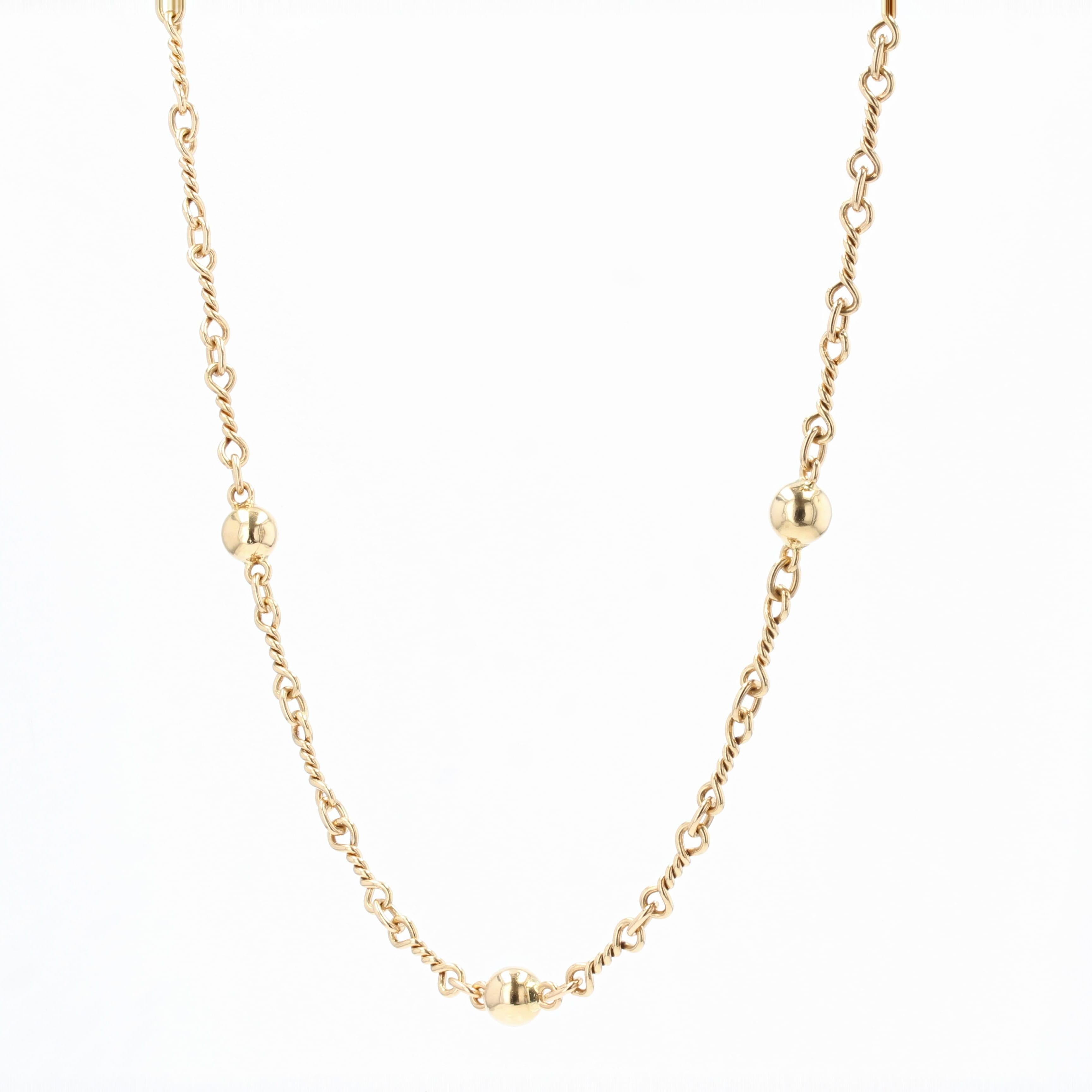 French, 1960s 18 Karat Yellow Gold Pearl Twisted Links Long Necklace For Sale 3