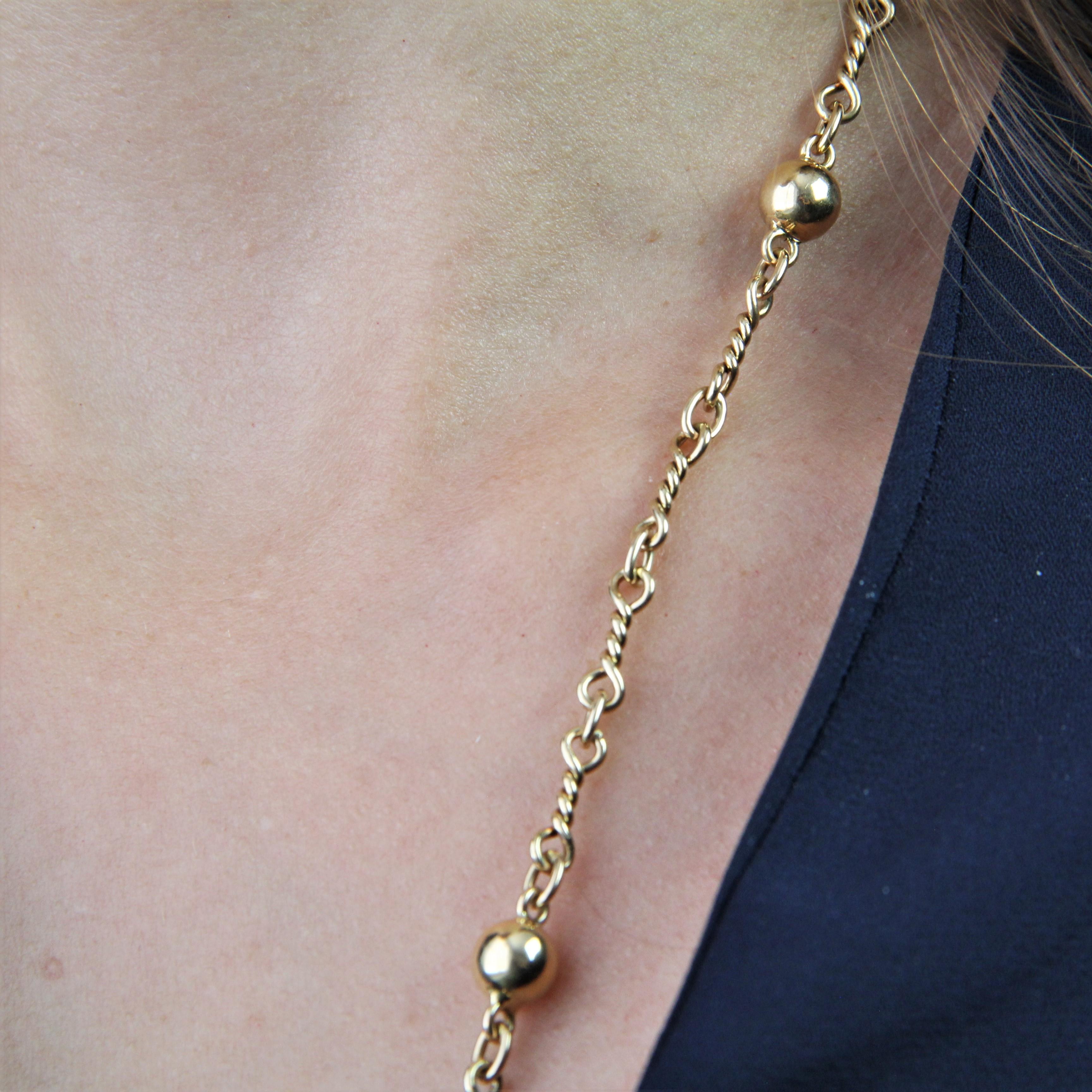 Französisch, 1960er Jahre 18 Karat Gelbgold Perlen gedrehte Links lange Halskette im Angebot 4