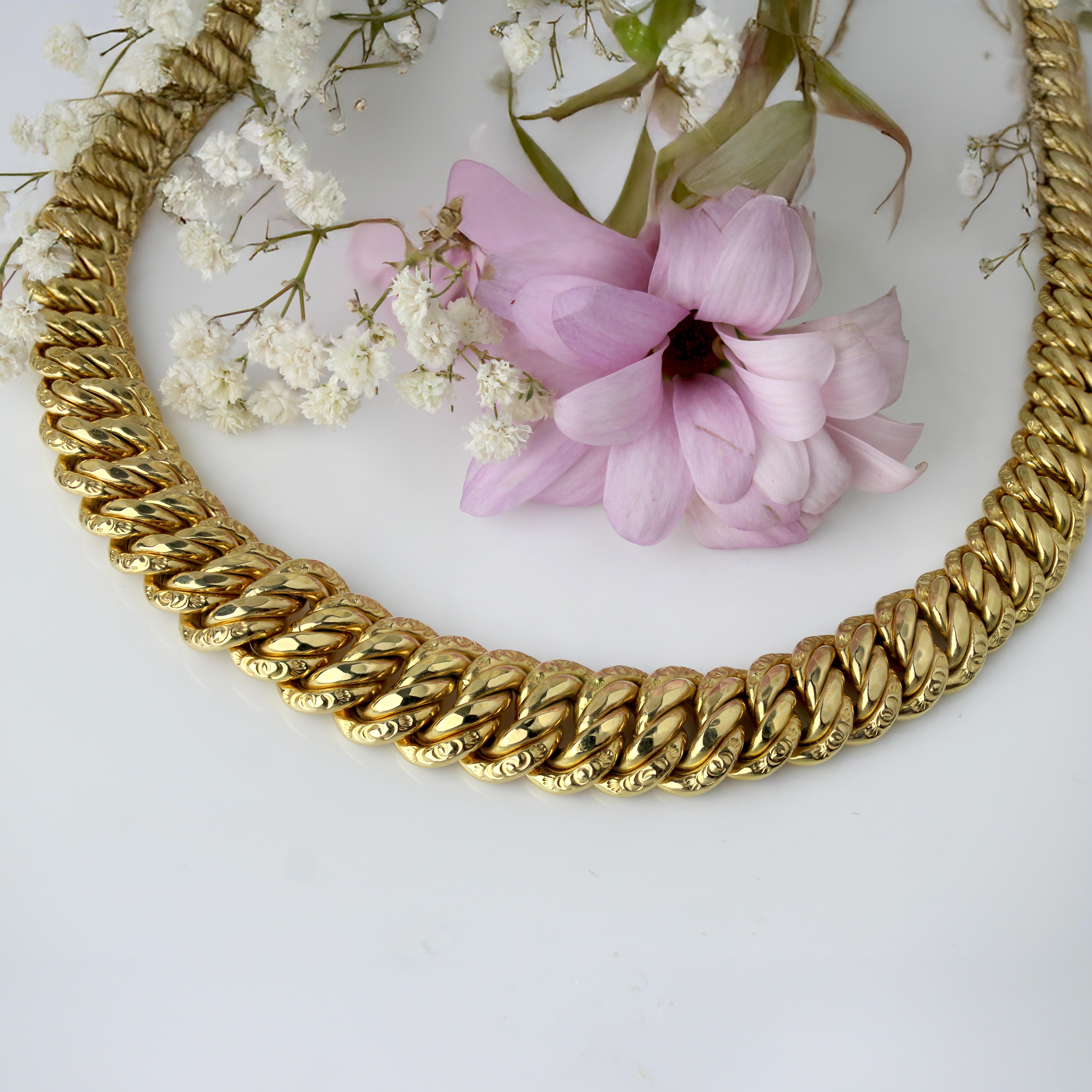 Collana a catena retrò in oro giallo 18 carati francese degli anni '60 In condizioni ottime a Poitiers, FR