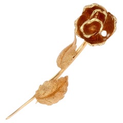 French 1960s 18 Karat Yellow Gold Rosebud Brooch