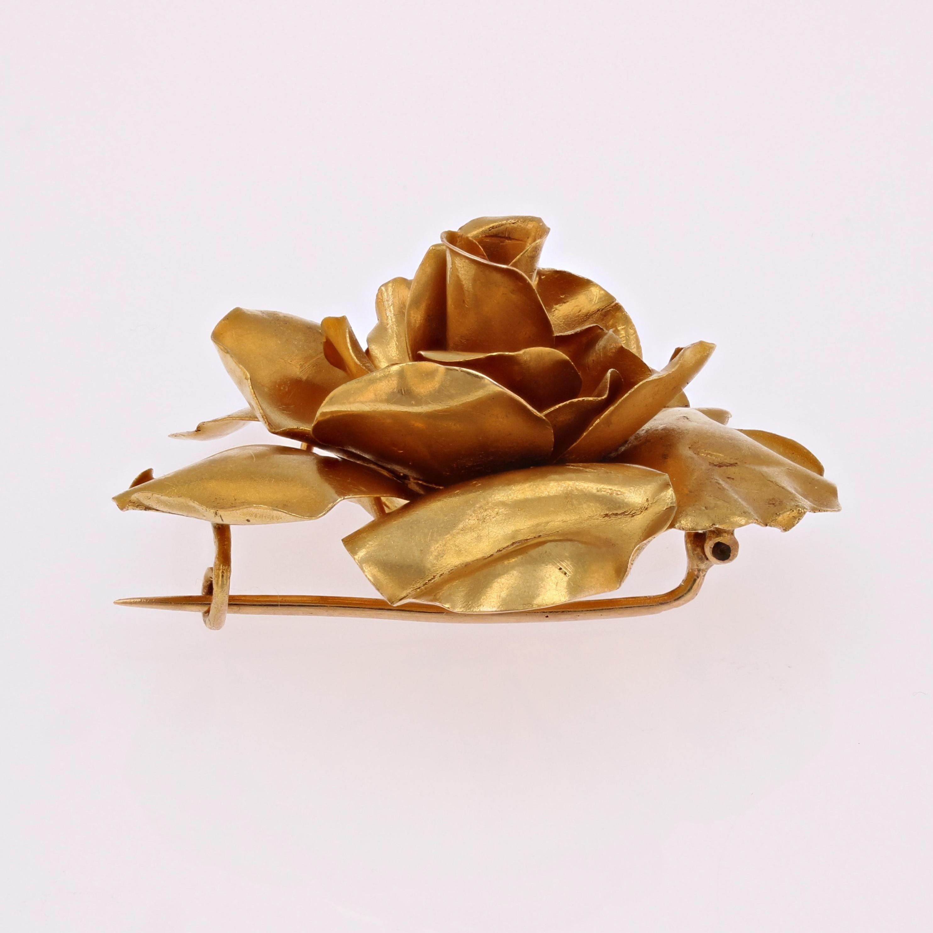 Broche rétro bouton de rose en or jaune 18 carats des années 1960 en vente 9