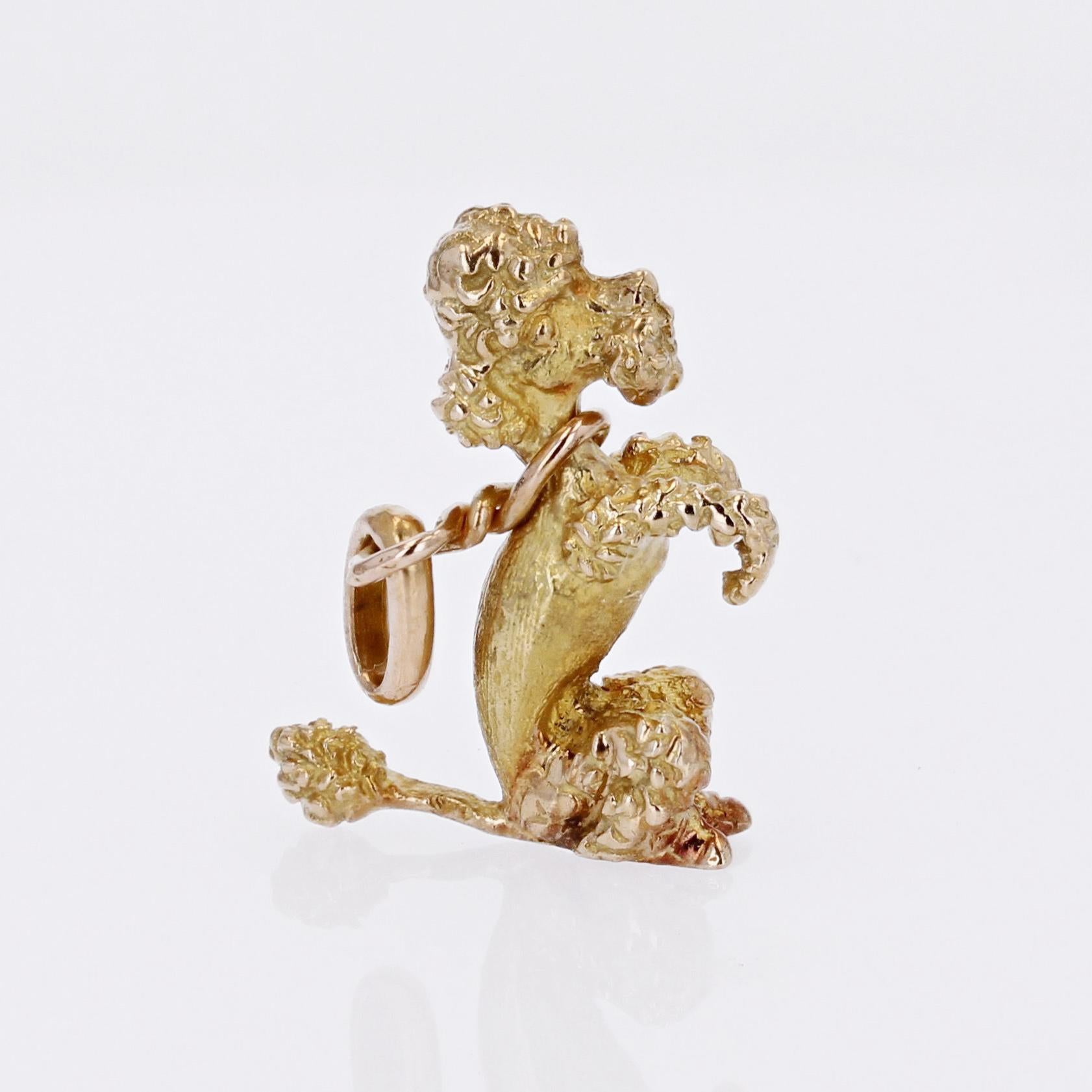 French 1960s 18 Karat Yellow Gold Sitting Poodle Charm Pendant For Sale 4