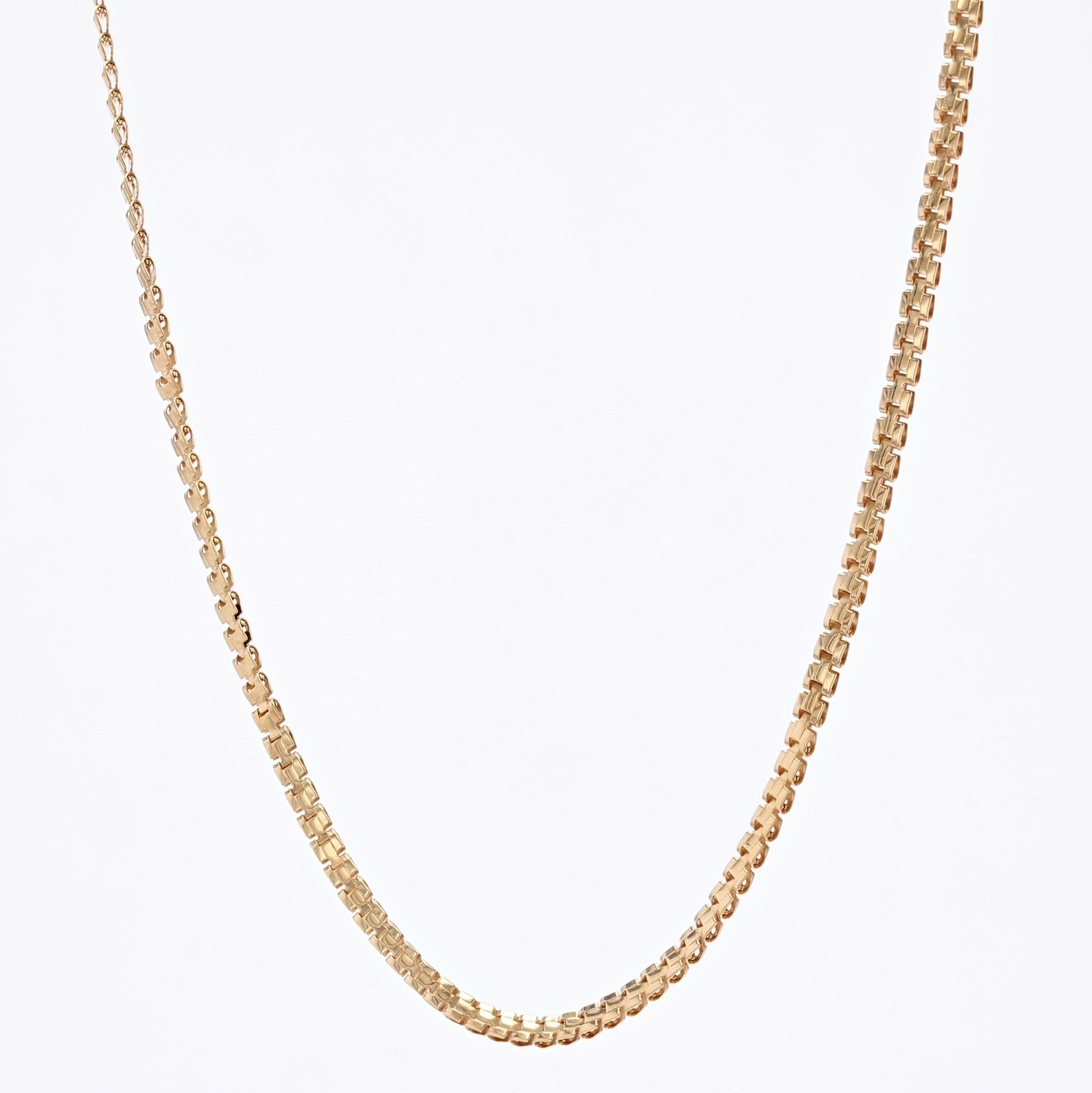 French 1960s 18 Karat Yellow Gold Y Mesh Chain In Good Condition For Sale In Poitiers, FR