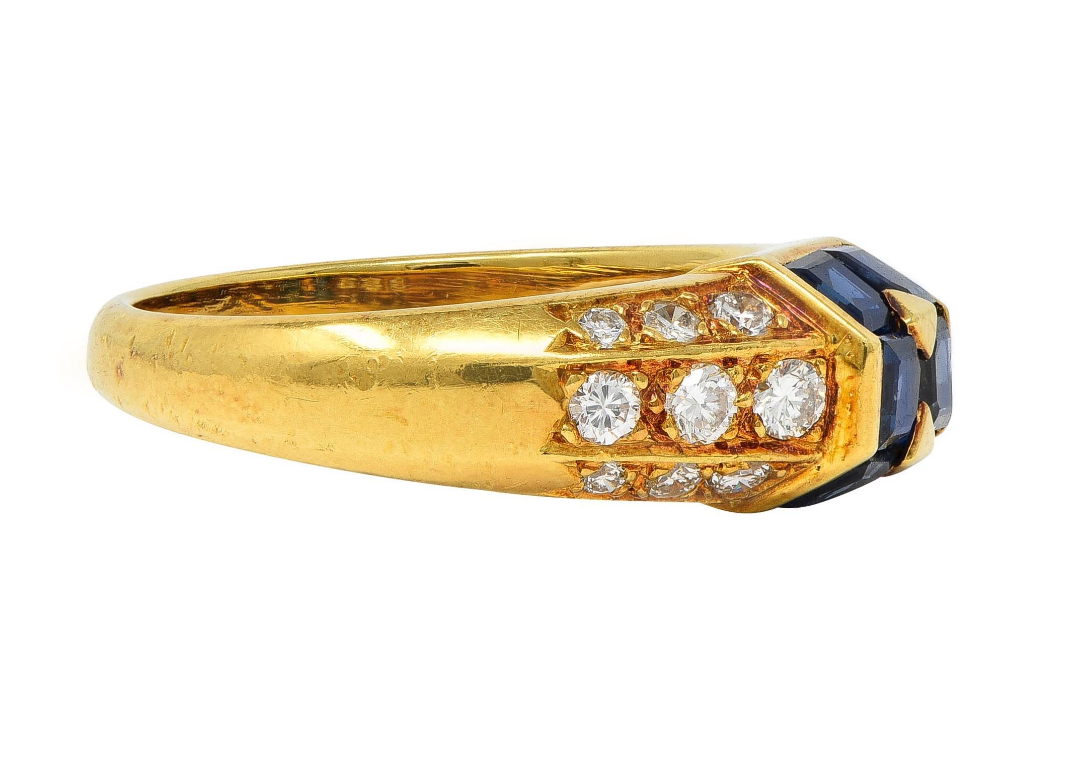 Taille carrée Bague jonc vintage en or jaune 18 carats, diamants et saphir 1,80 carat, France, années 1960 en vente