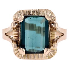 French 1960s 2.60 Carat Tourmaline Indigolite 18 Karat Rose Gold Vintage Ring