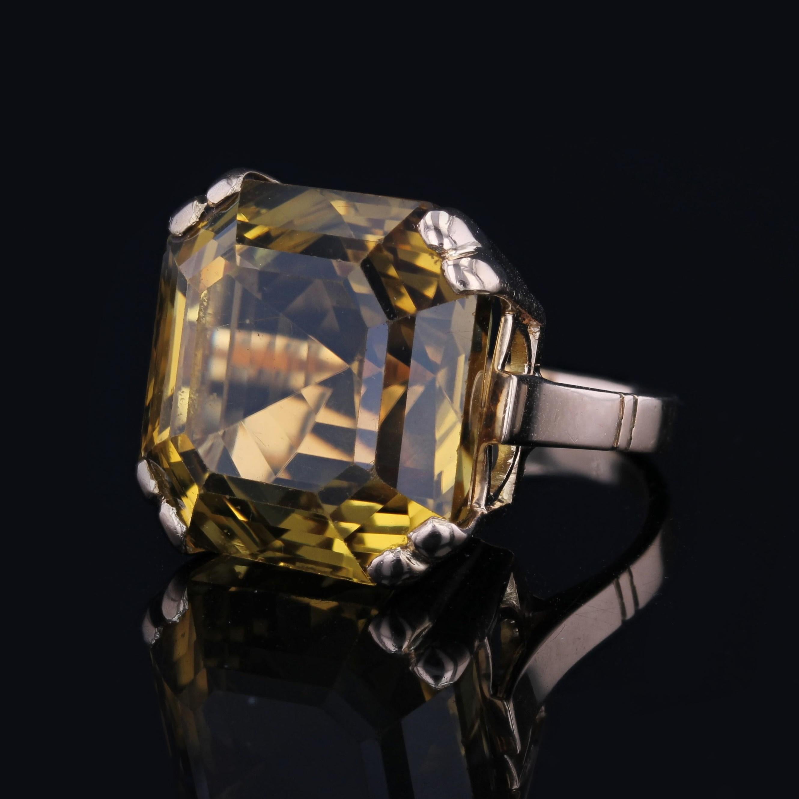 Französischer 1960er Jahre 31 Karat Citrin 18 Karat Rose Gold Retro Cocktail Ring im Angebot 2