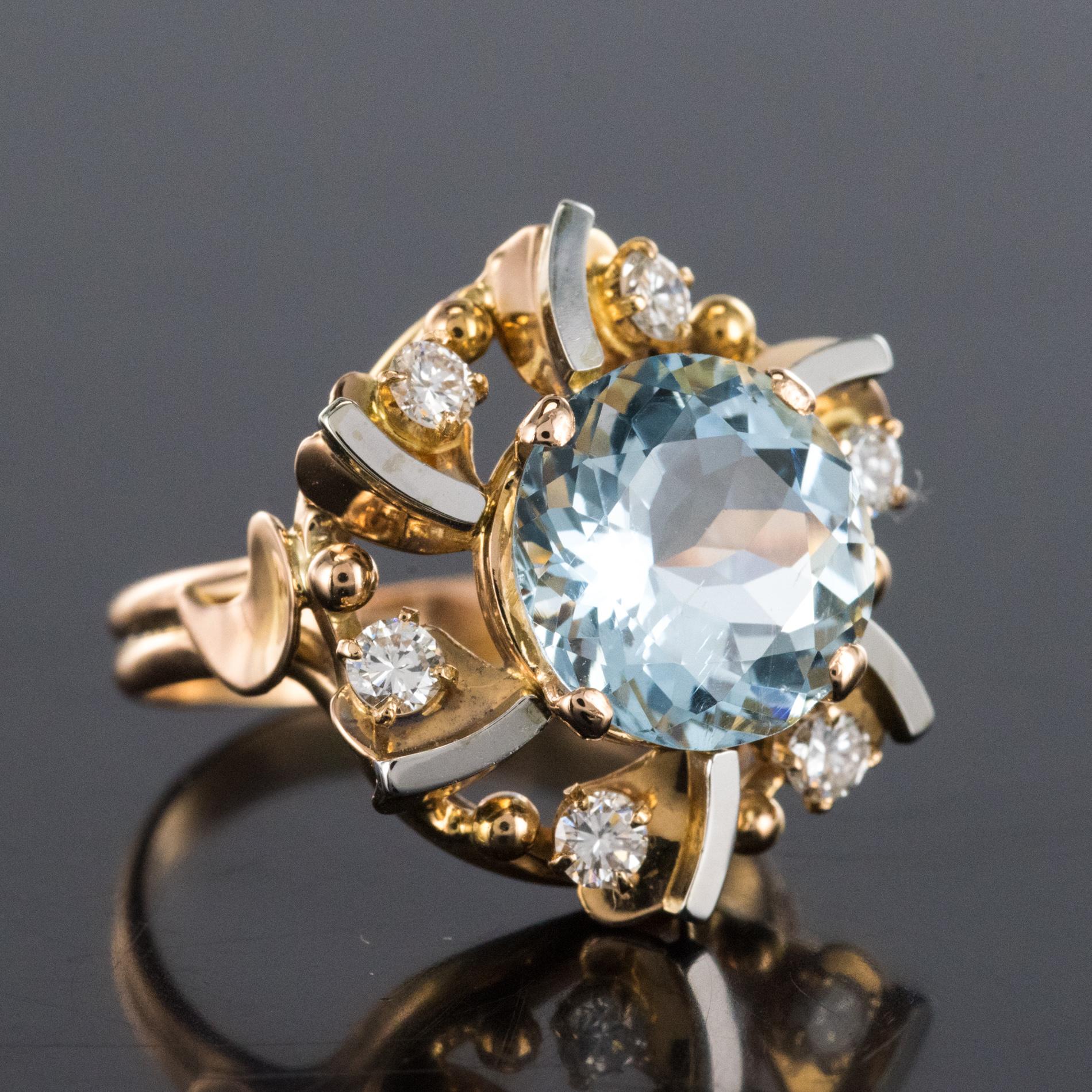 French 1960s 3.25 Carat Aquamarine 18 Karat Rose Gold Ring 9