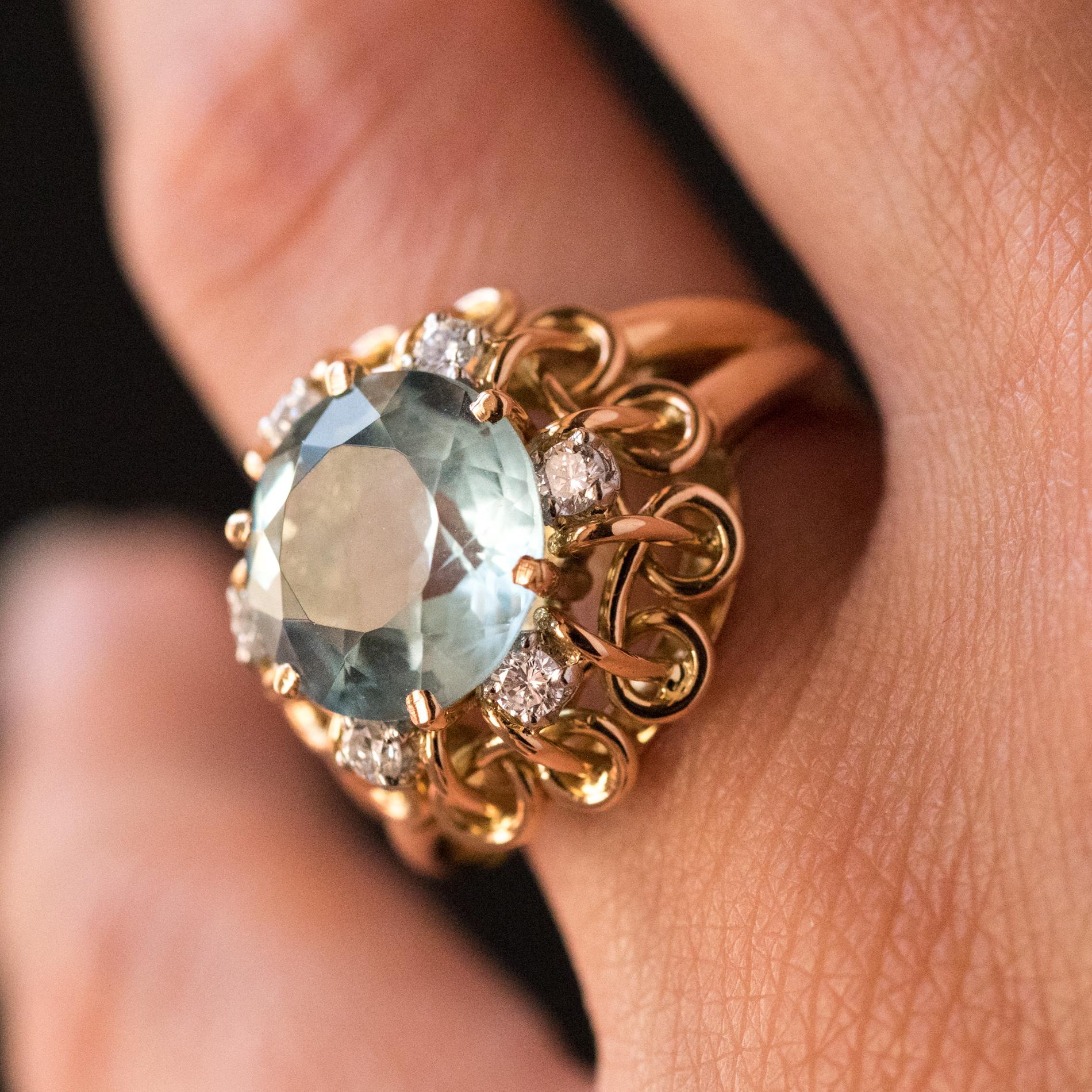 French 1960s 3.35 Carat Aquamarine Diamond 18 Karat Rose Gold Ring In Excellent Condition In Poitiers, FR