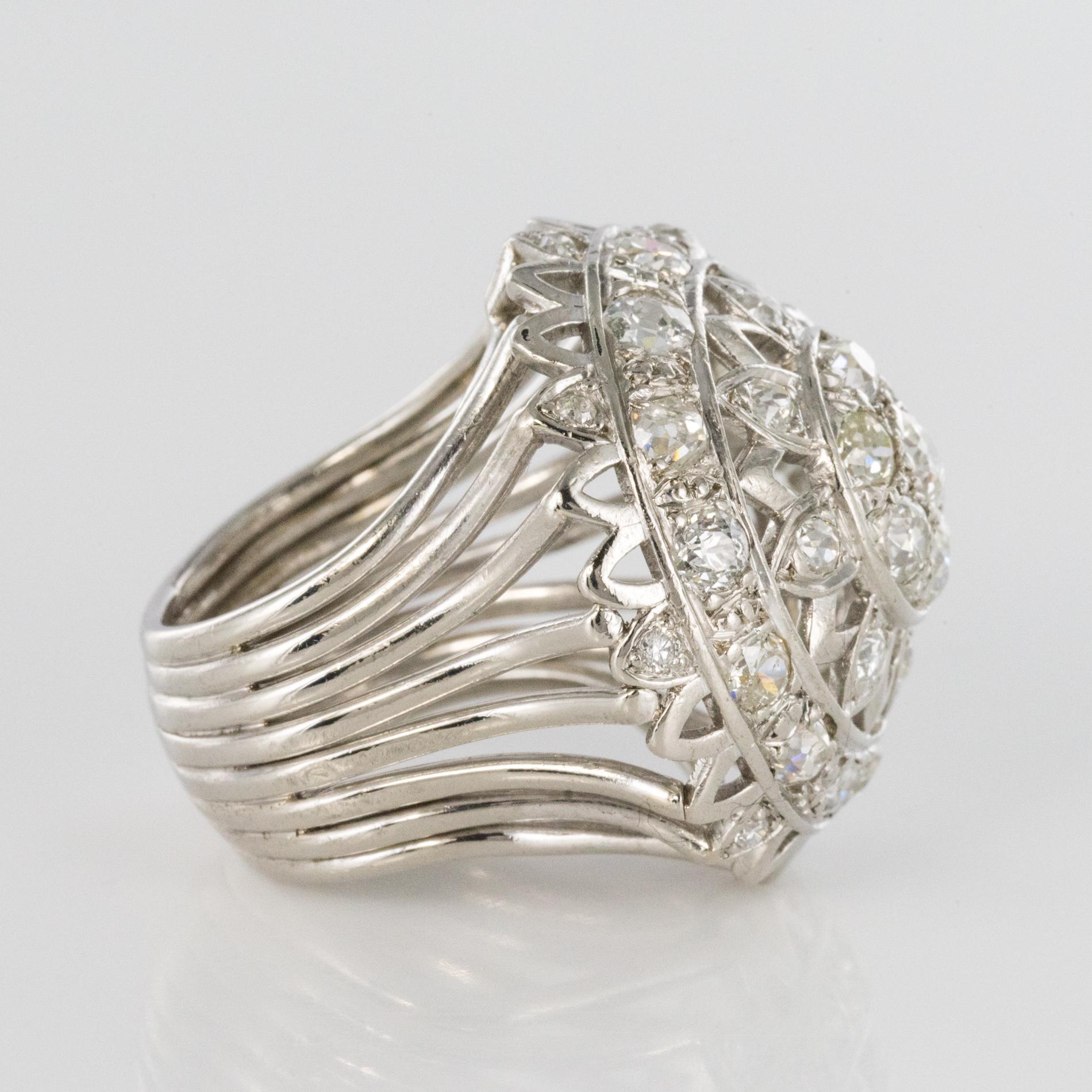 French 1960s 4.20 Carat Diamonds 18 Karat White Gold Cocktail Ring For Sale 6