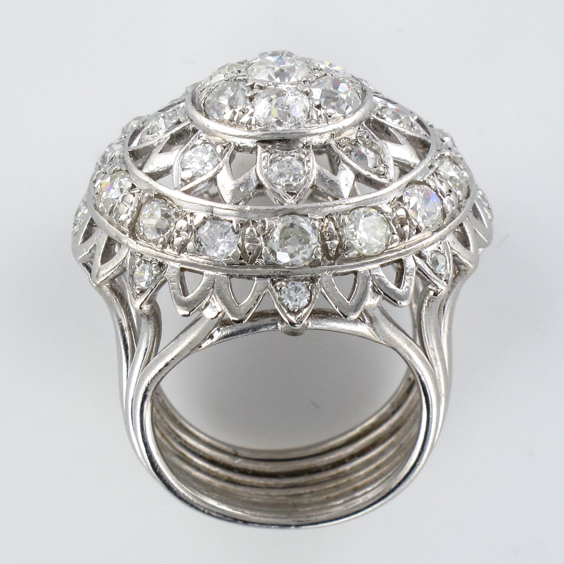 French 1960s 4.20 Carat Diamonds 18 Karat White Gold Cocktail Ring For Sale 12