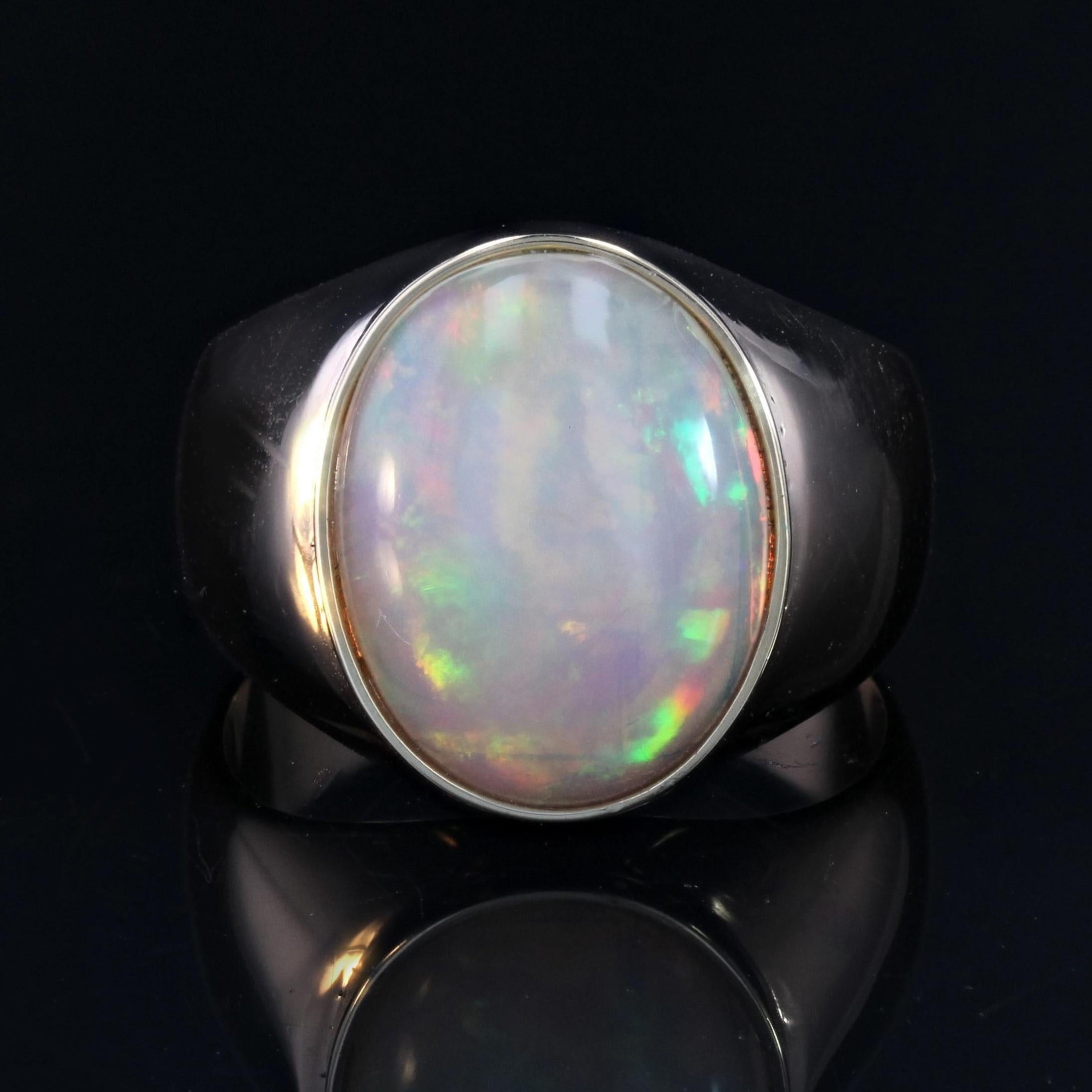 Women's or Men's French 1960s 4.75 Carats Opal 18 Karat Yellow Gold Retro Bangle Ring For Sale