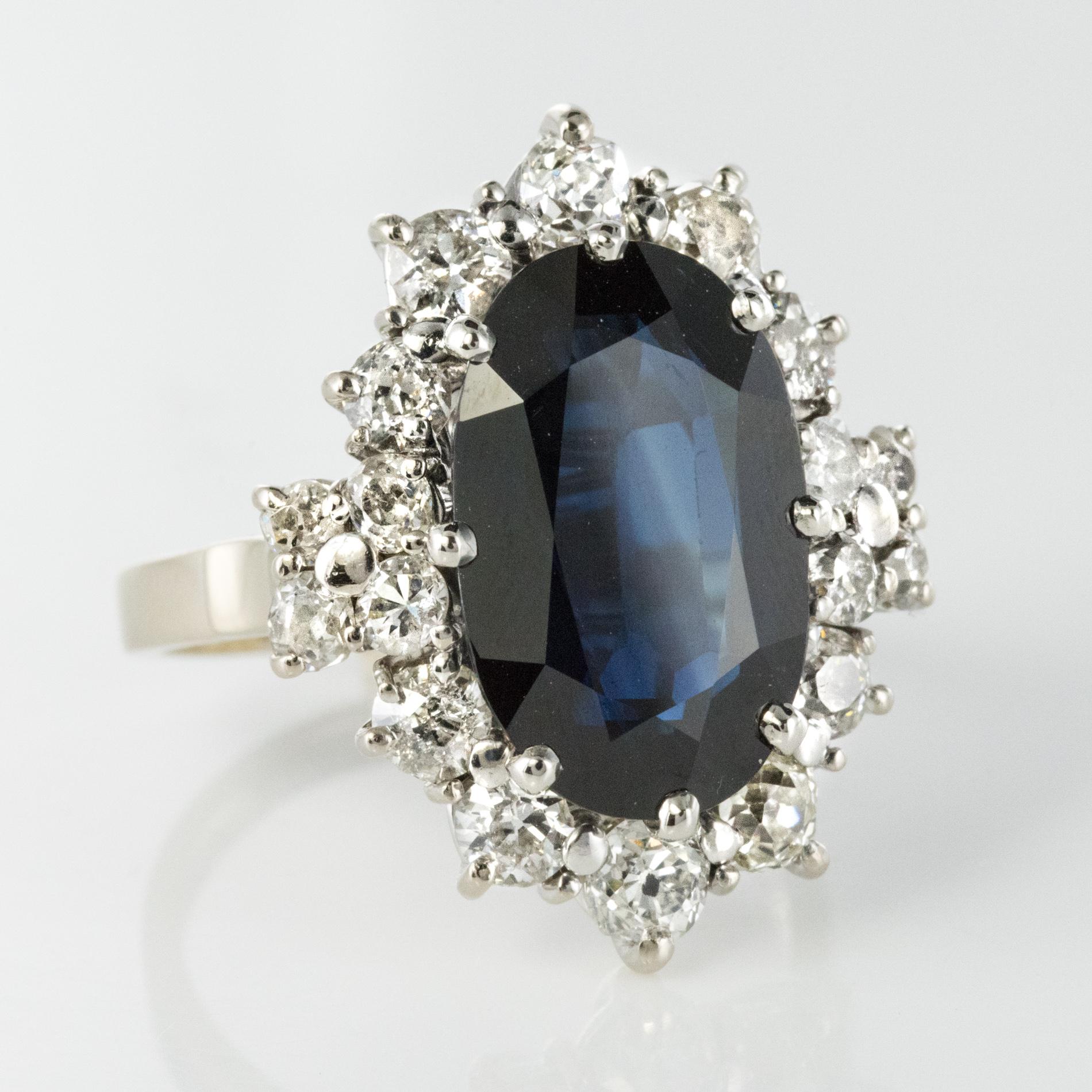 French 1960s 5.30 Carat Sapphire Diamonds Pompadour Cluster Ring 1