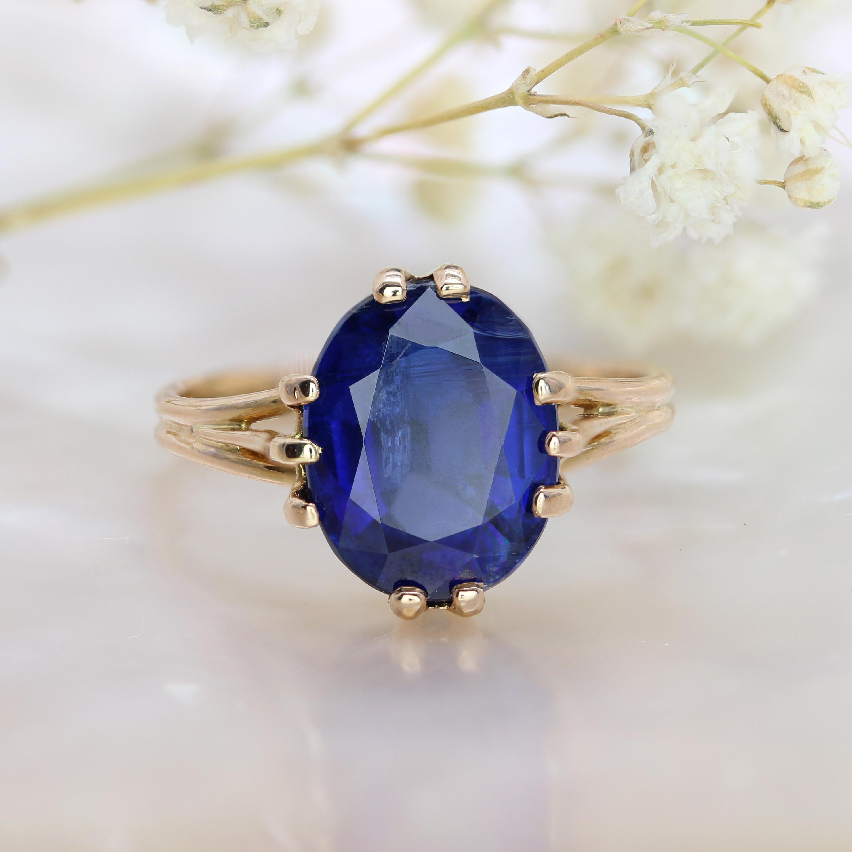 Rétro Bague française en or jaune 18 carats et Kyanite de 5,60 carats, années 1960 en vente