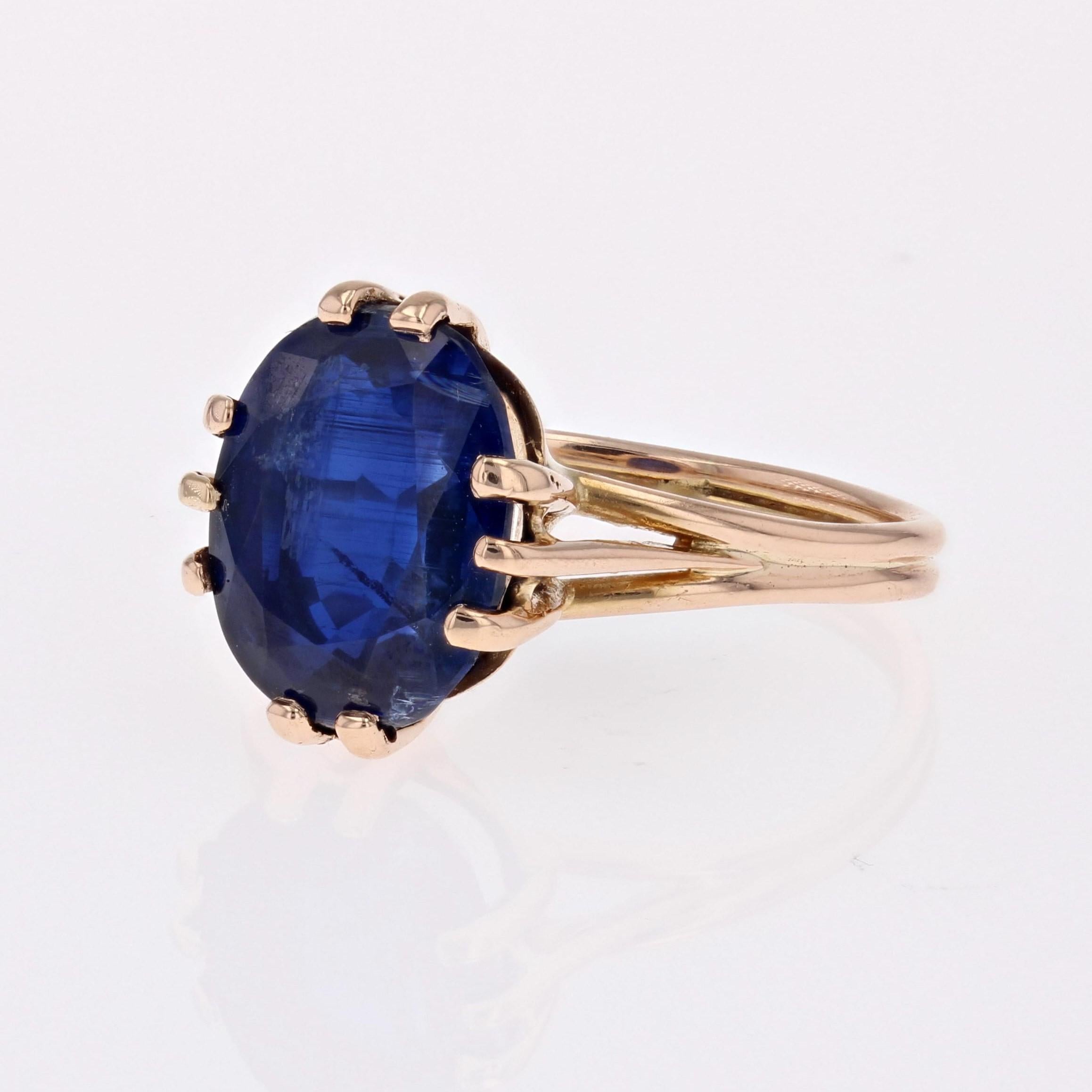 French 1960s 5.60 Carat Kyanite 18 Karat Yellow Gold Ring For Sale 2