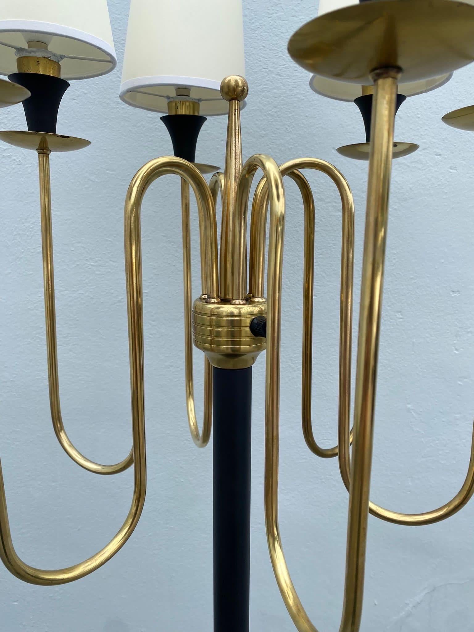 Mid-20th Century French 1960's 6-Light Brass & Painted Metal Floor Lamp For Sale